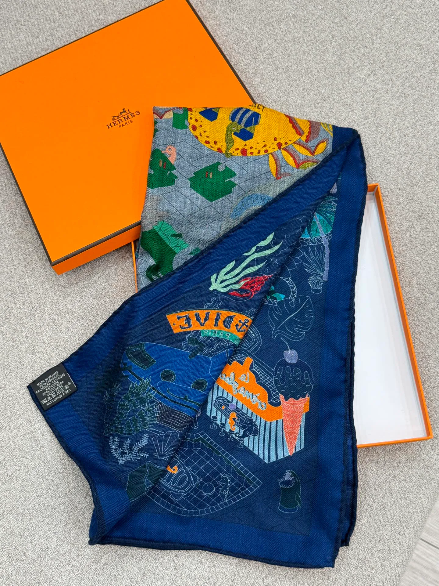 Silk Scarves HERMES 17991460