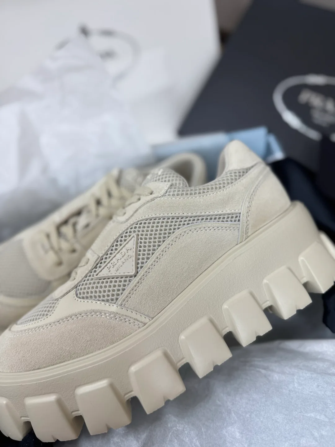 Women's Sneakers PRADA 18554593