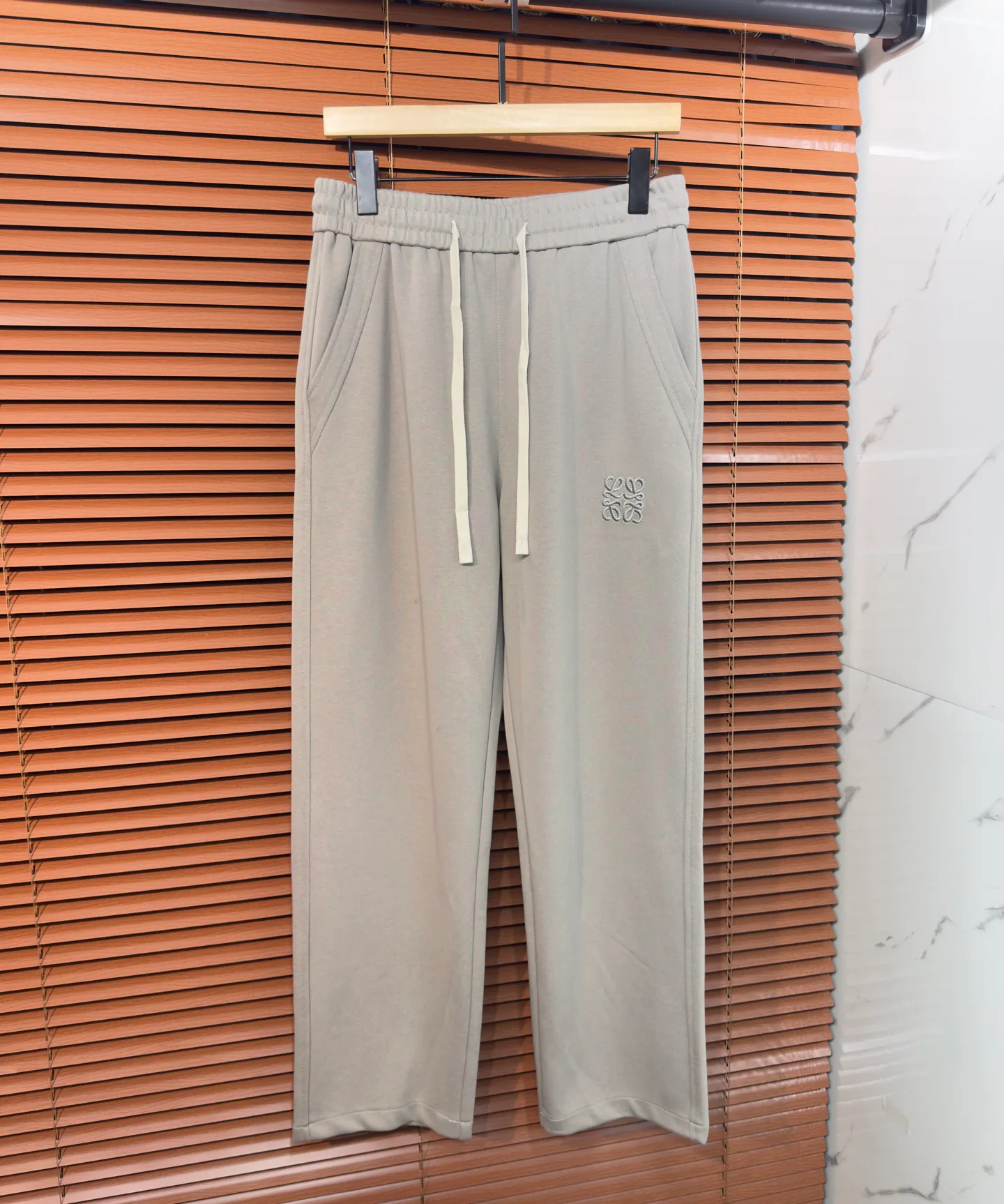 Men's Trousers LOEWE 18098314