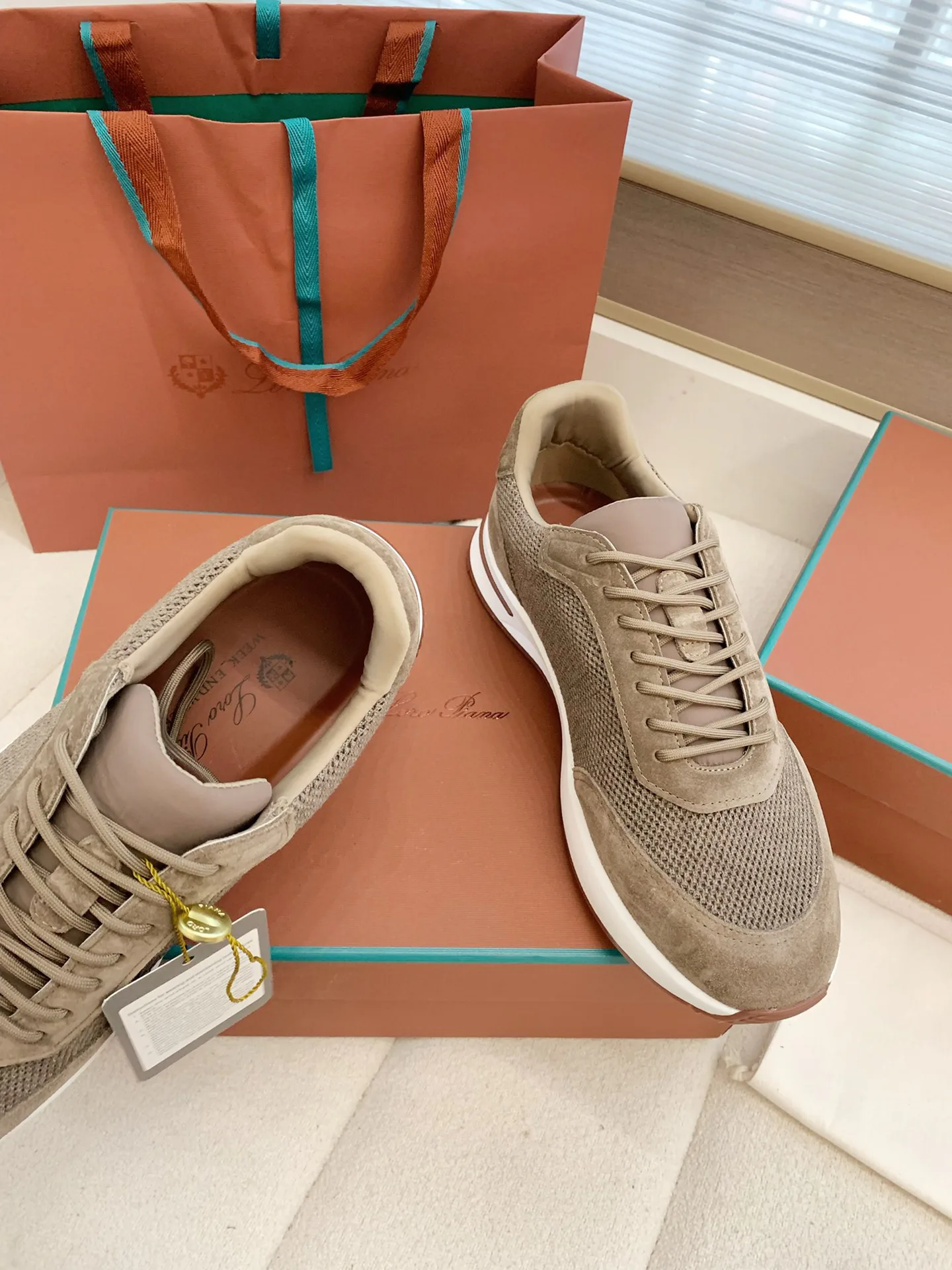 Men's Sneakers LORO PIANA 18486042
