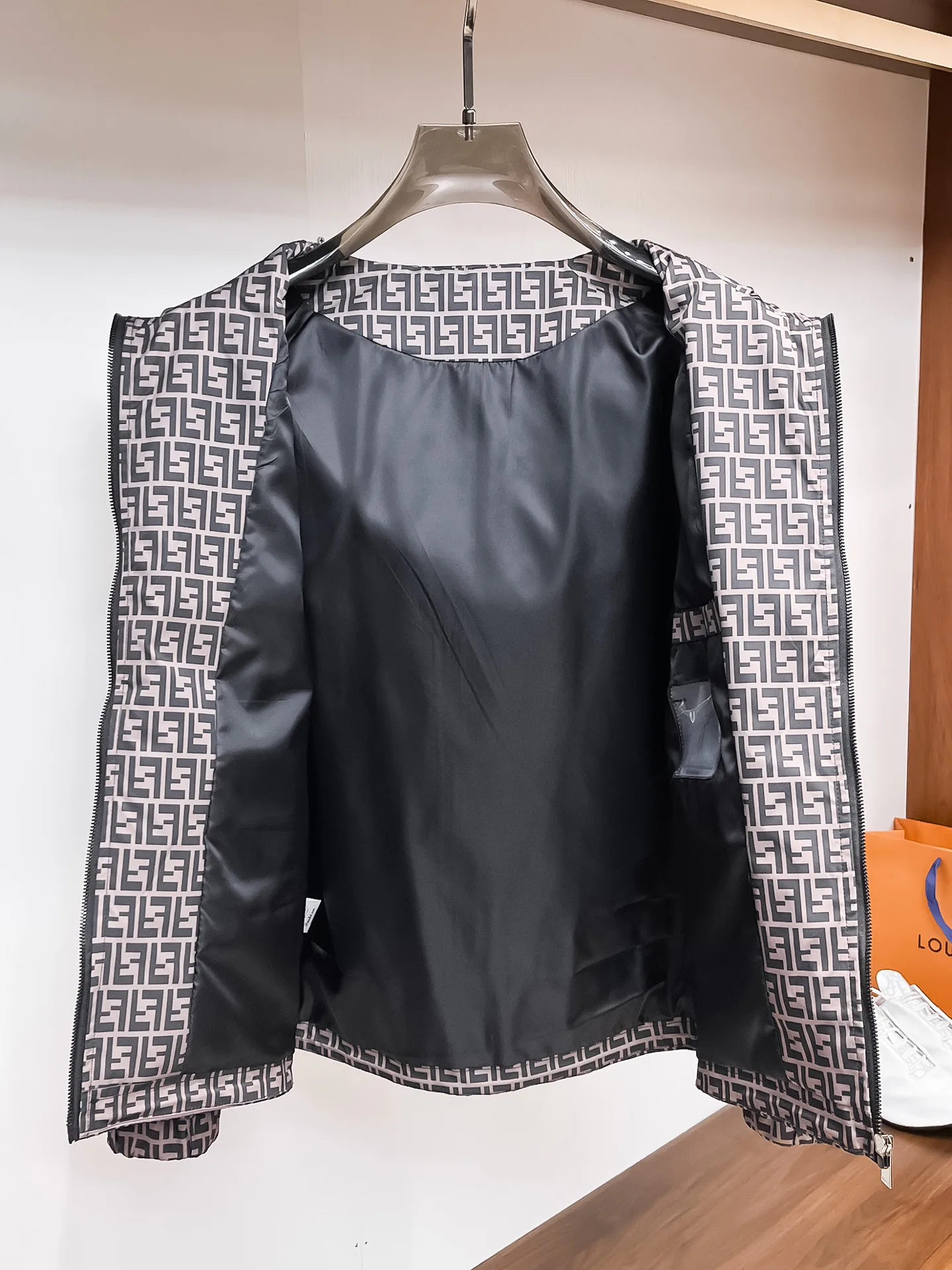 Men's Jackets And Down Jackets FENDI 18197248