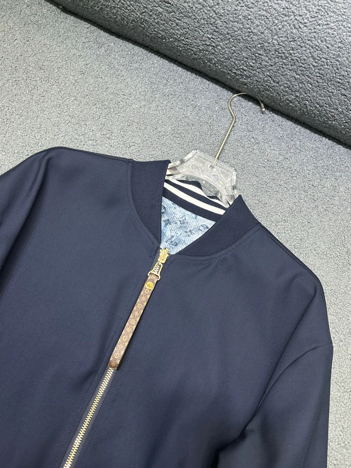 Women's Jackets And Down Jackets LOUIS VUITTON 18396729