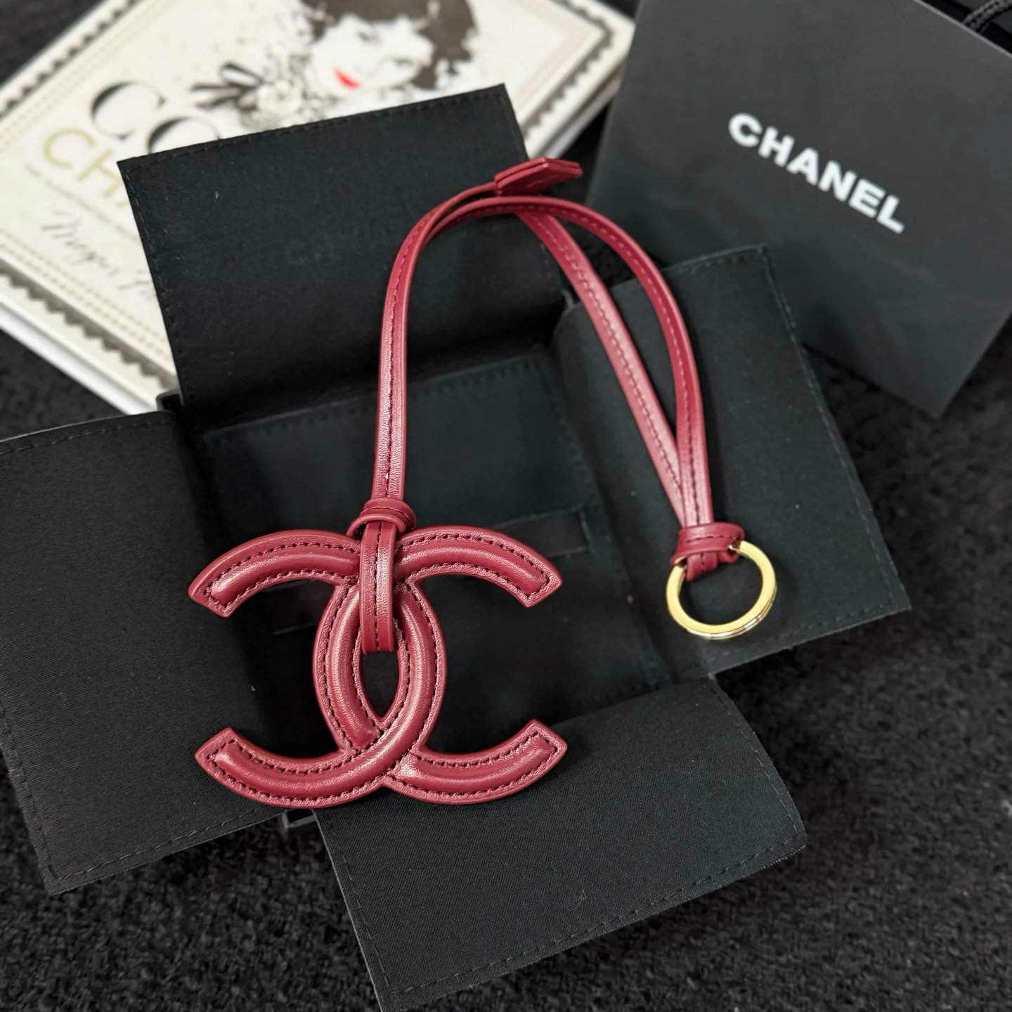 Key Cases CHANEL 17886400