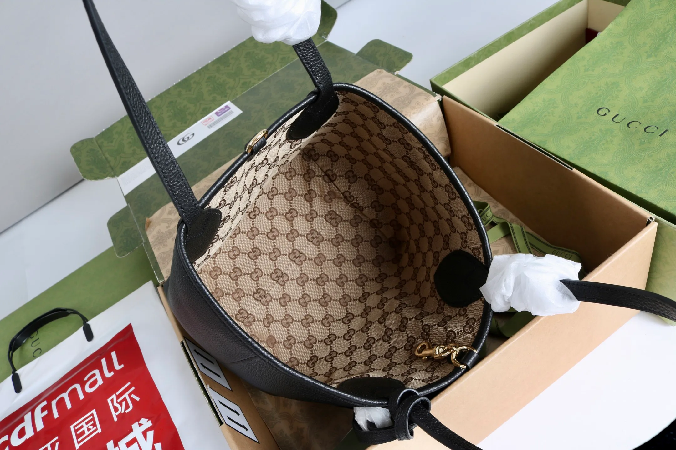 Women's Classic Handbags GUCCI 18404552