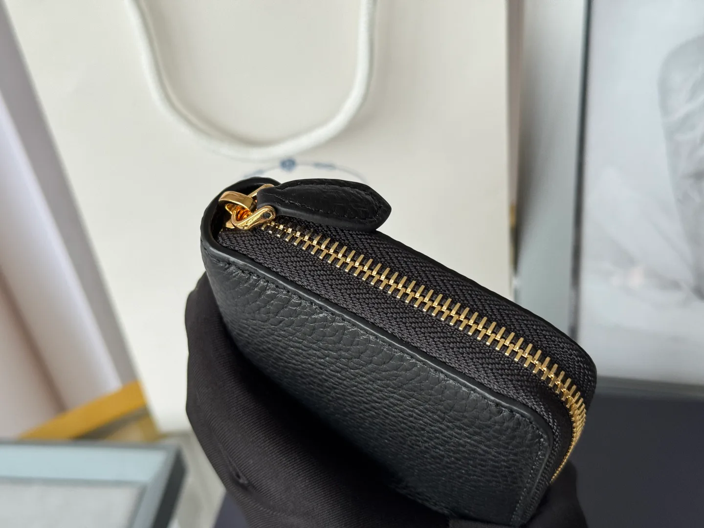 Women's Clutches PRADA 18000077