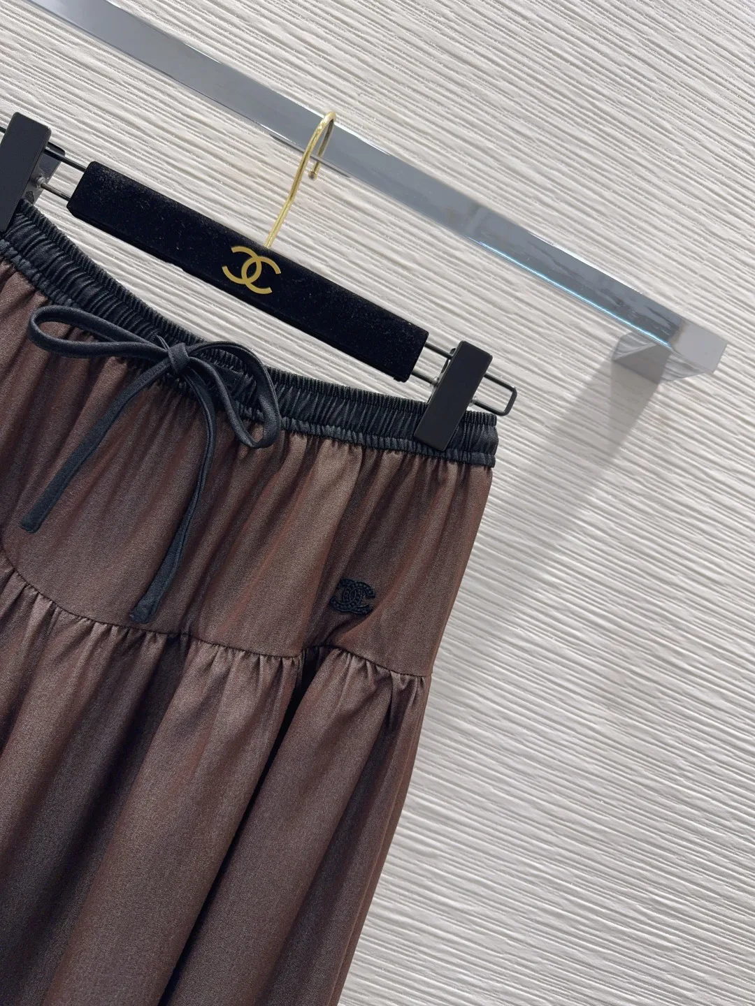 Women's Trousers CHANEL 18305764