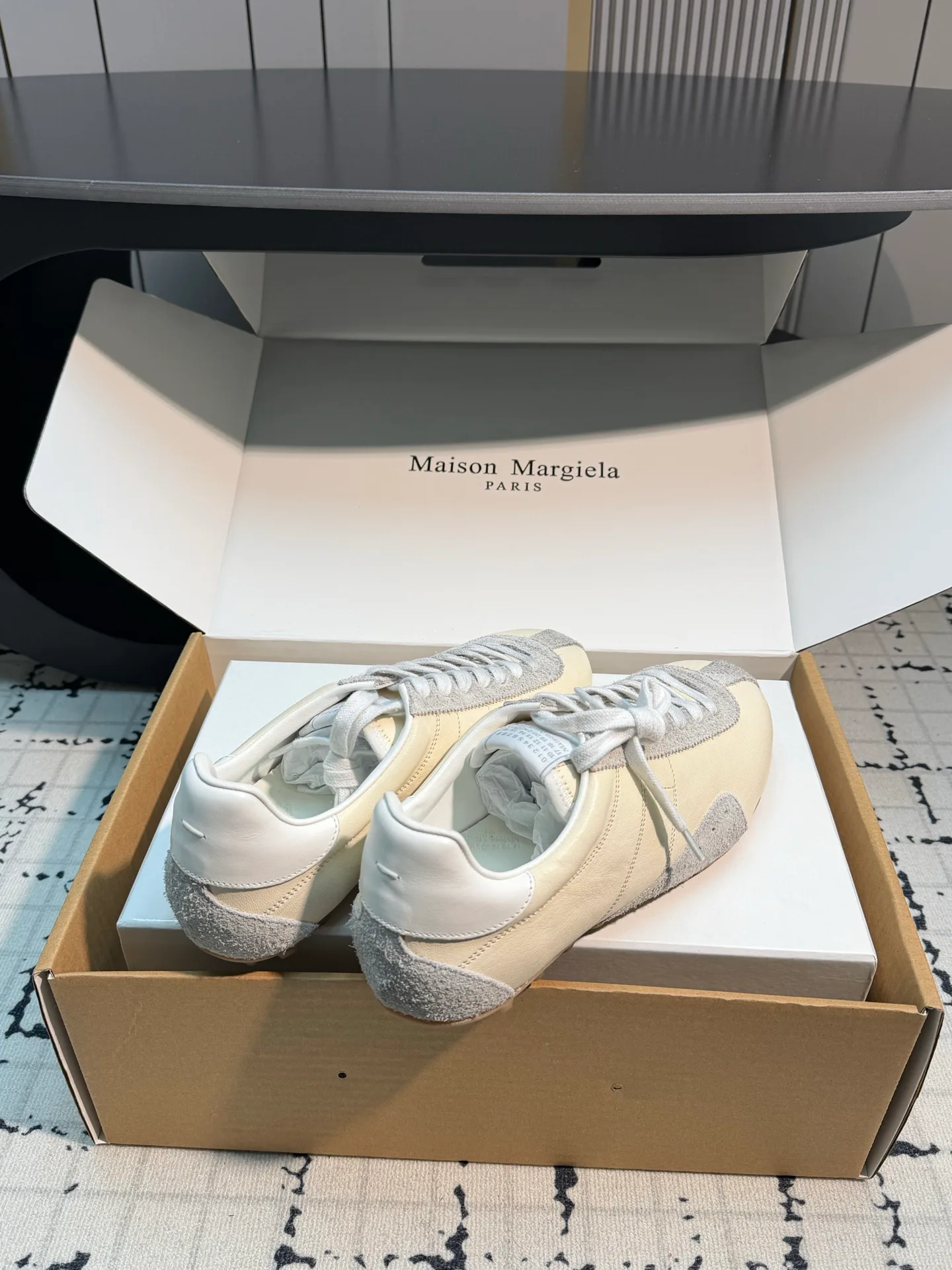 Women's Sneakers MAISON MARGIELA 18547324
