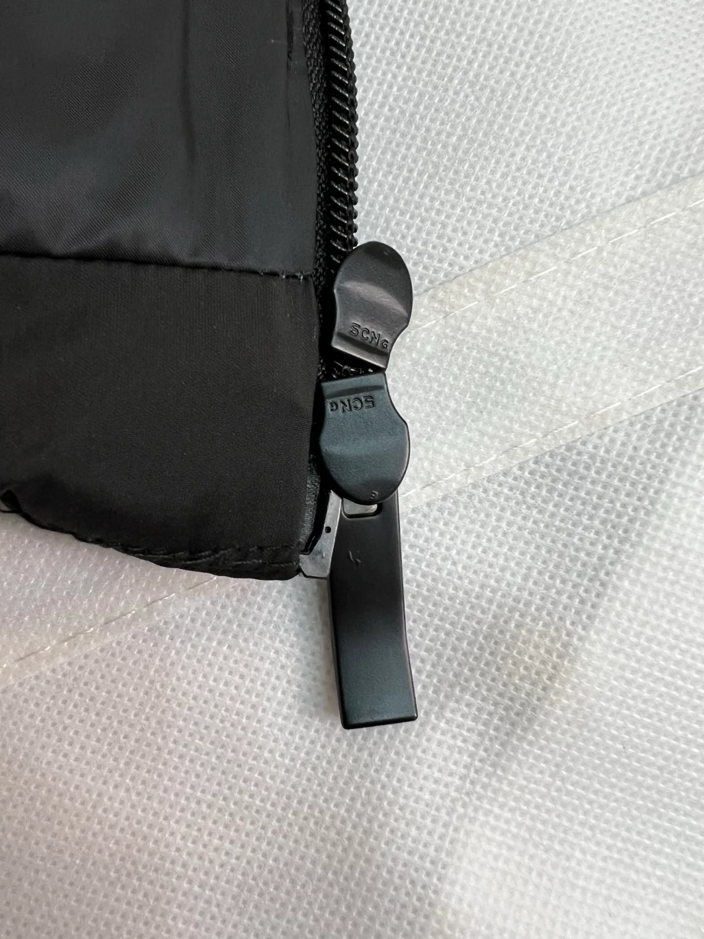 Жилеты Мужские Moncler 18599867