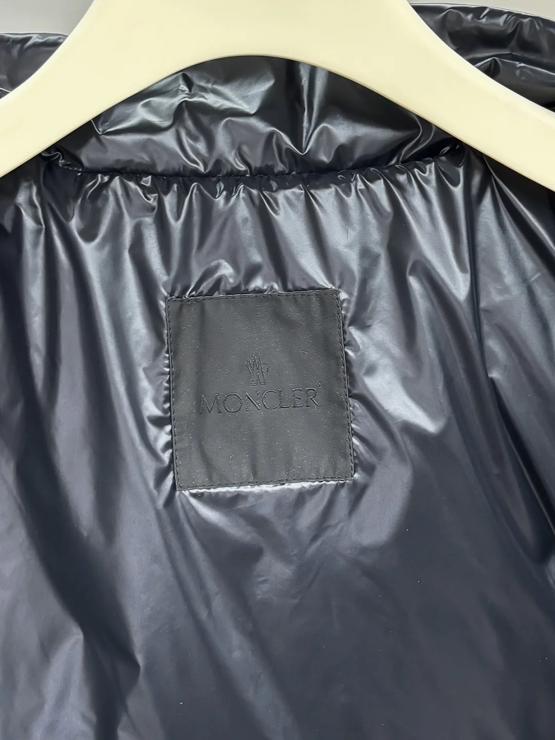 Куртки И Пуховики Мужские Moncler 18596624