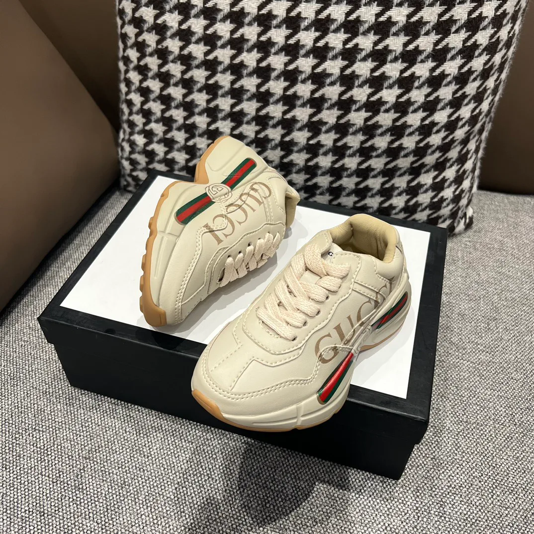Women's Sneakers GUCCI 18075509