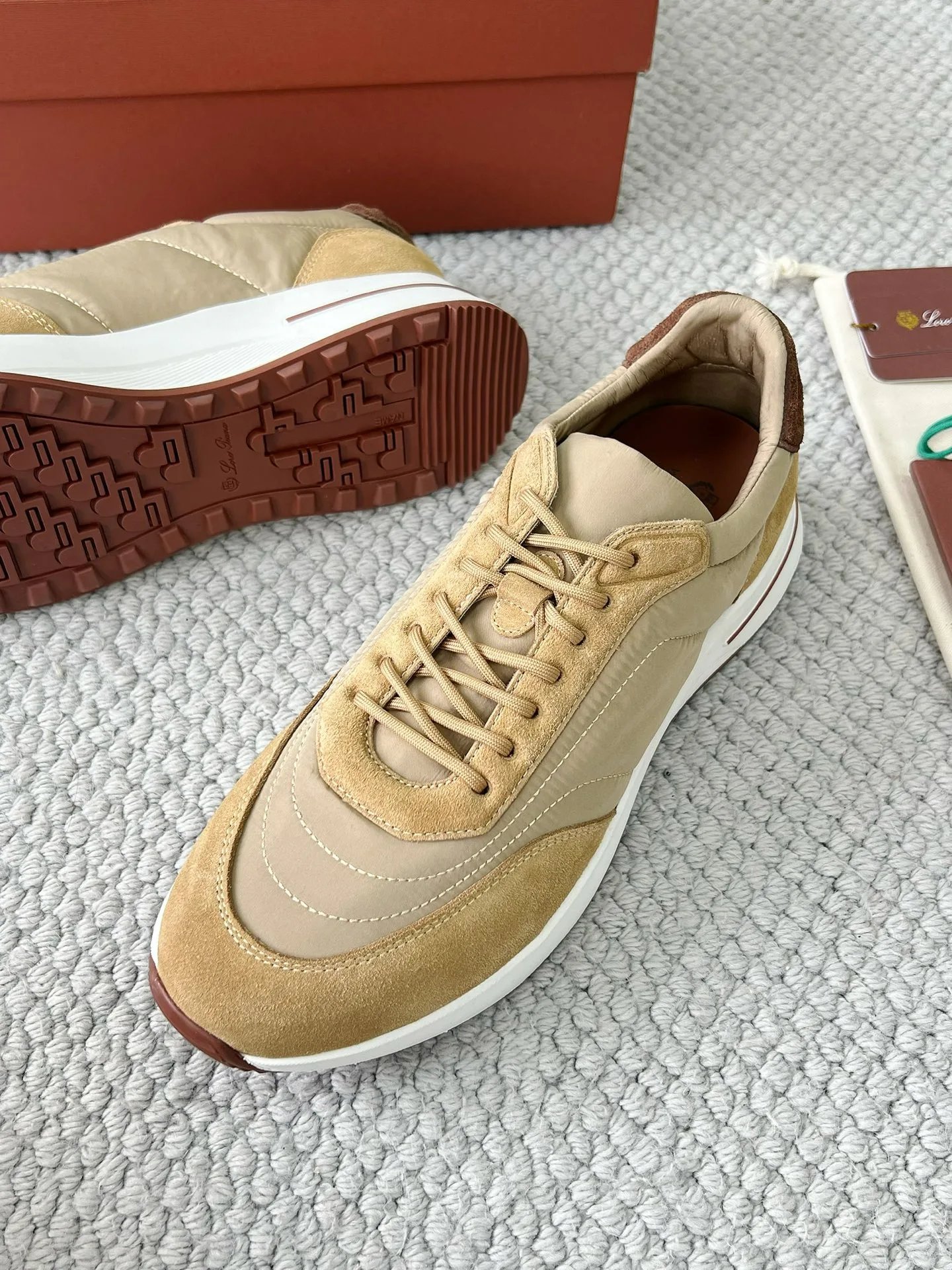 Men's Sneakers LORO PIANA 18382812