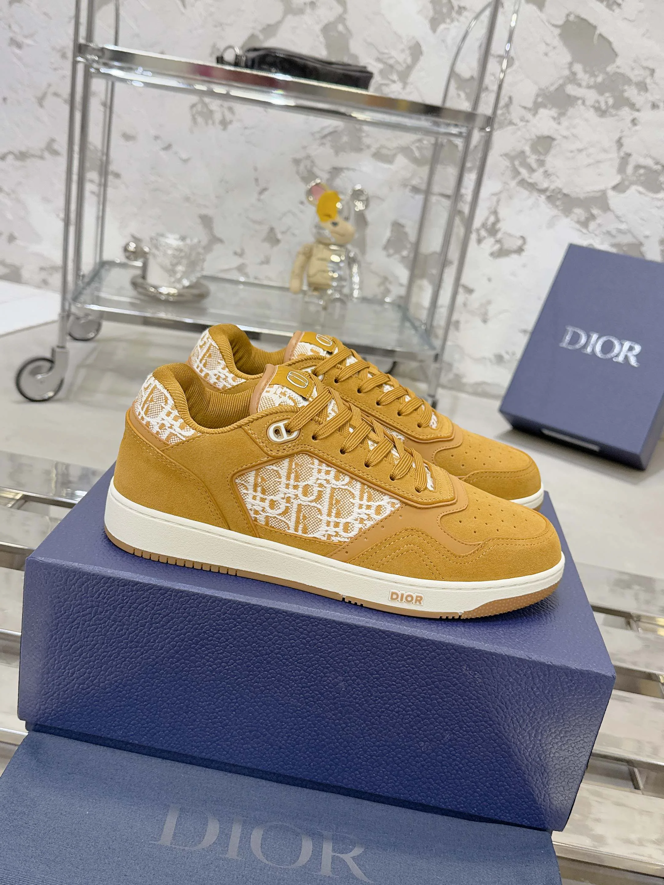 Women's Sneakers CHRISTIAN DIOR 17467502