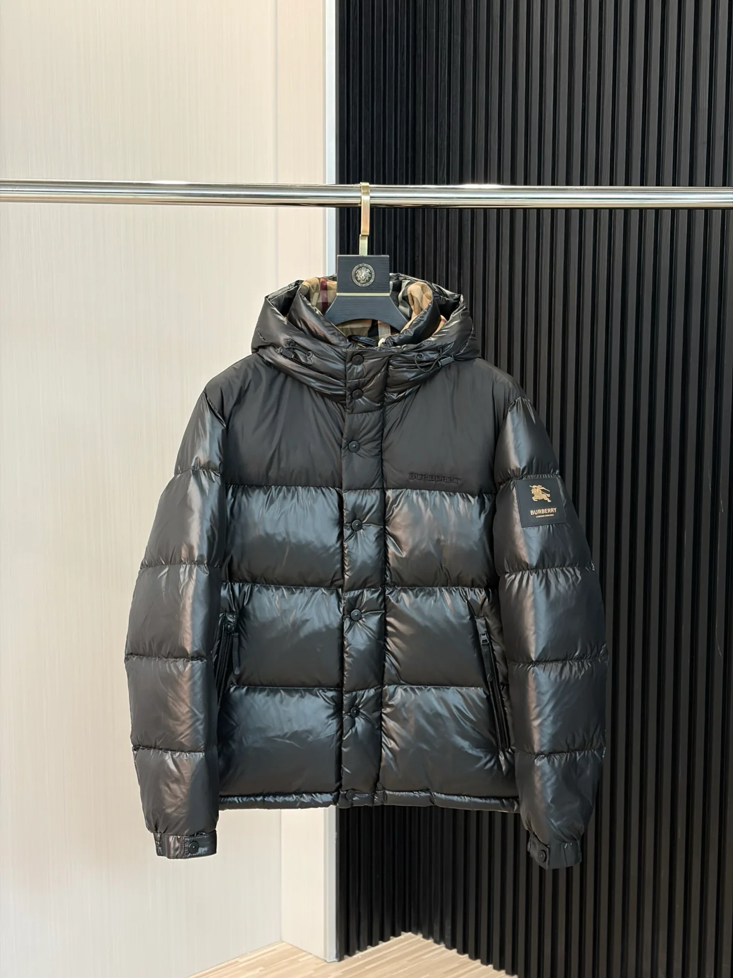 Куртки И Пуховики Женские Burberry 18689141