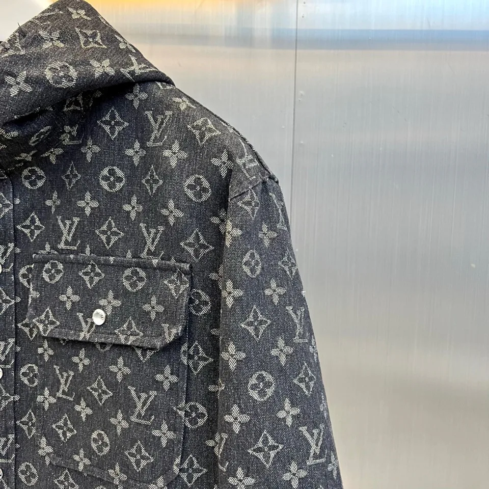 Men's Jackets And Down Jackets LOUIS VUITTON 18416752