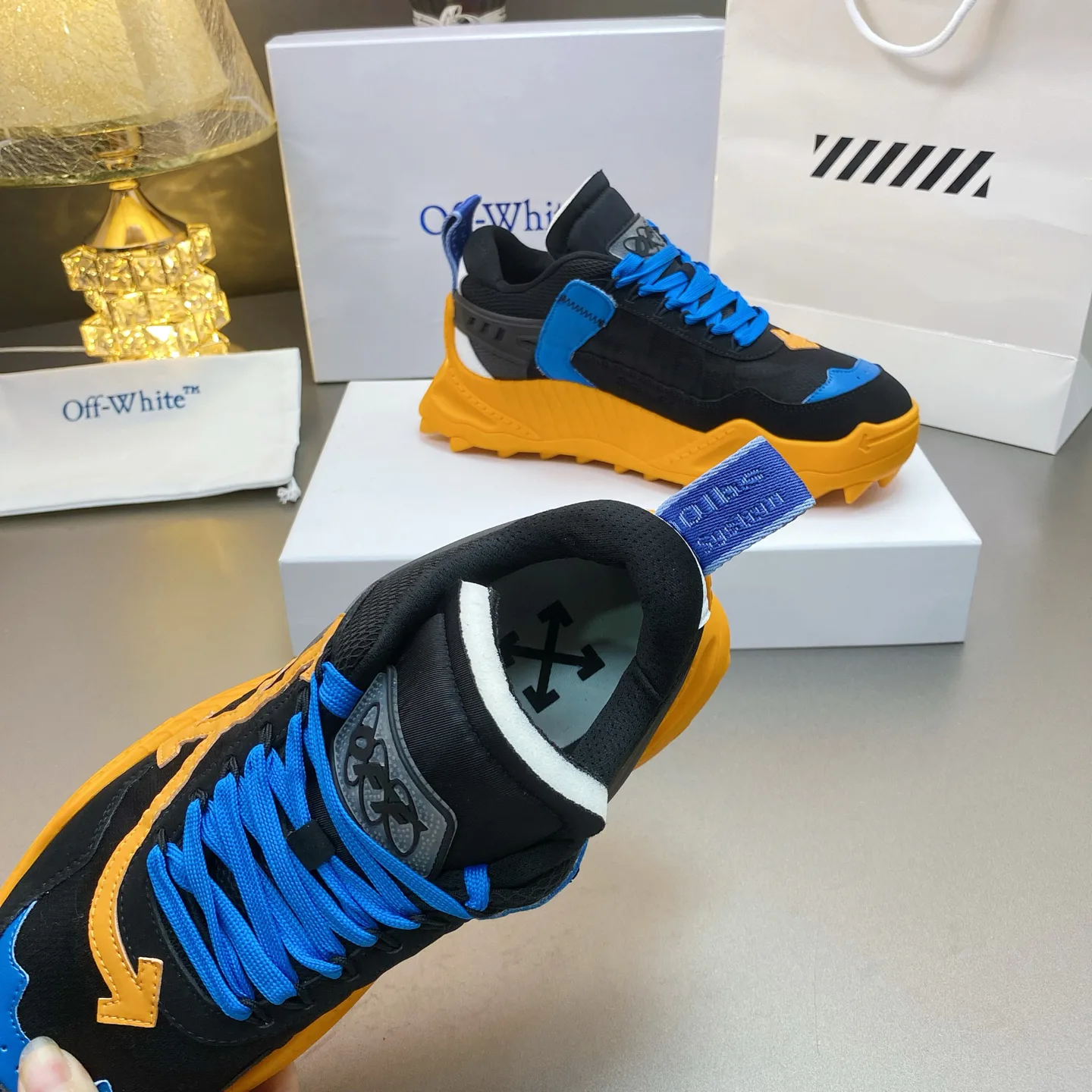 Women's Sneakers OFF-WHITE 17530529