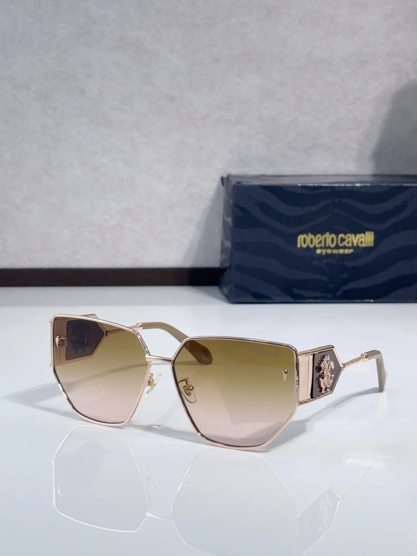 Glasses ROBERTO CAVALLI 18287044