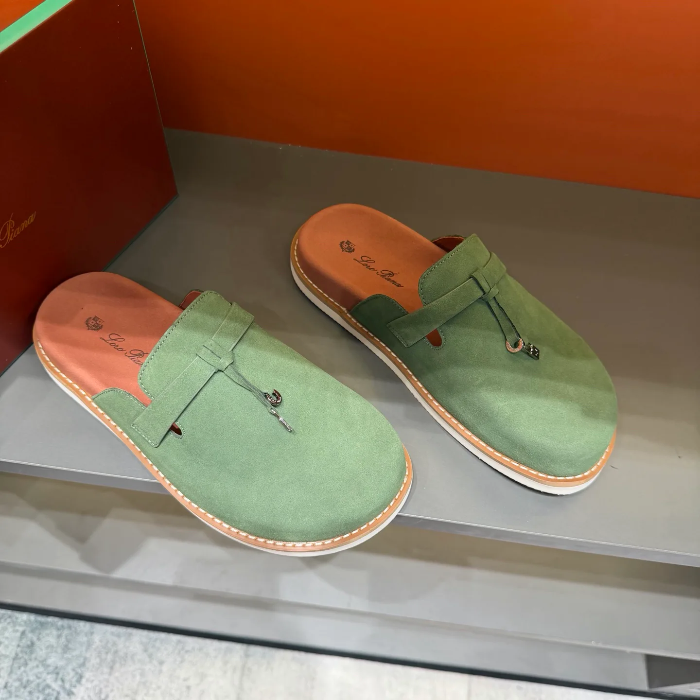 Women's Mules And Clogs LORO PIANA 18400756