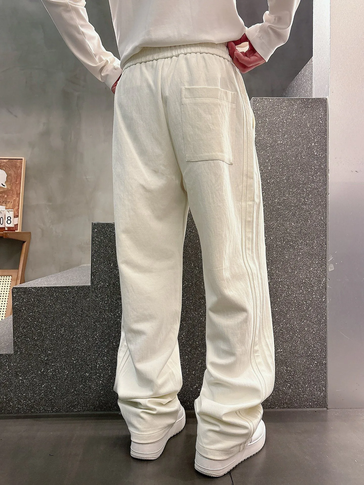 Men's Trousers LOEWE 18178263