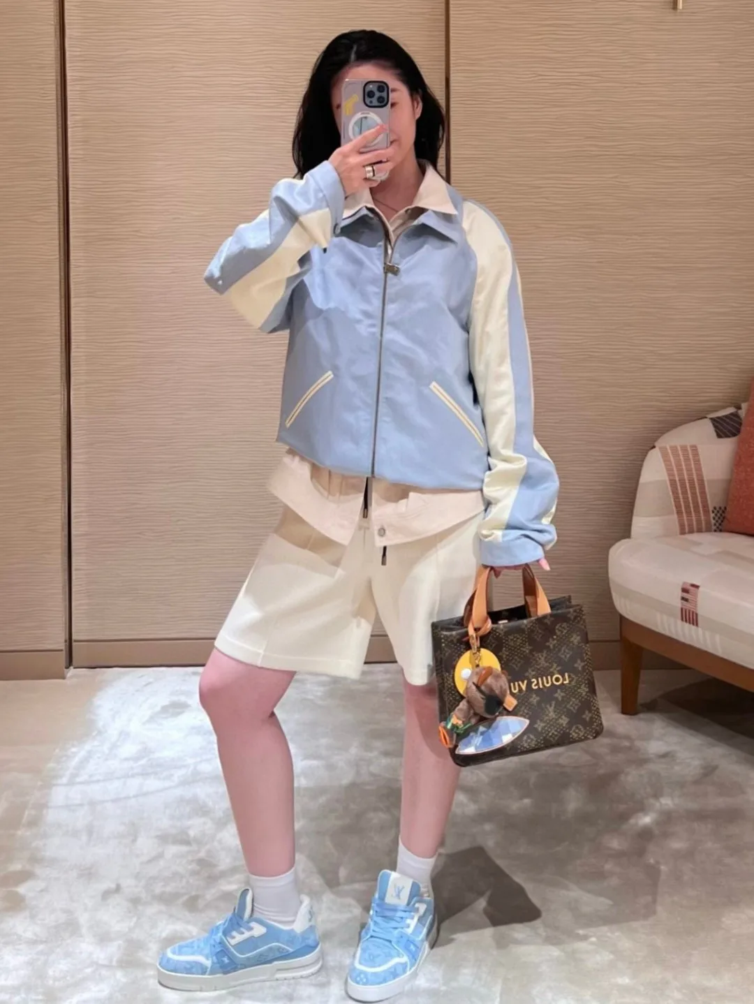 Women's Jackets And Down Jackets LOUIS VUITTON 17339207