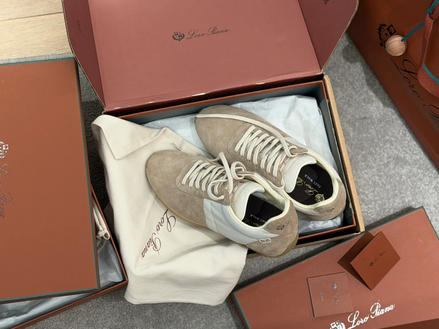 Men's Sneakers LORO PIANA 18393583