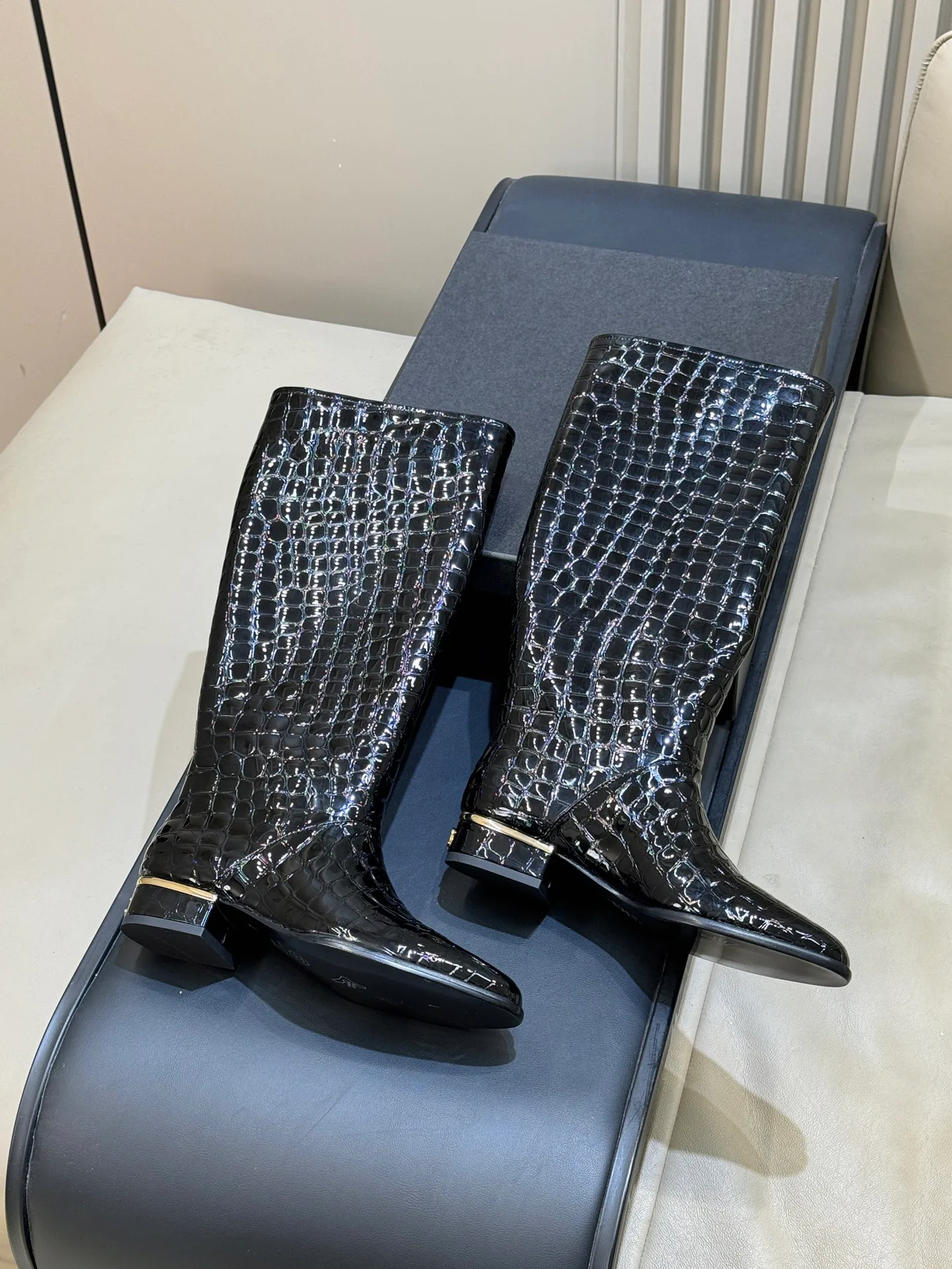 Women's Boots CHANEL 18073030