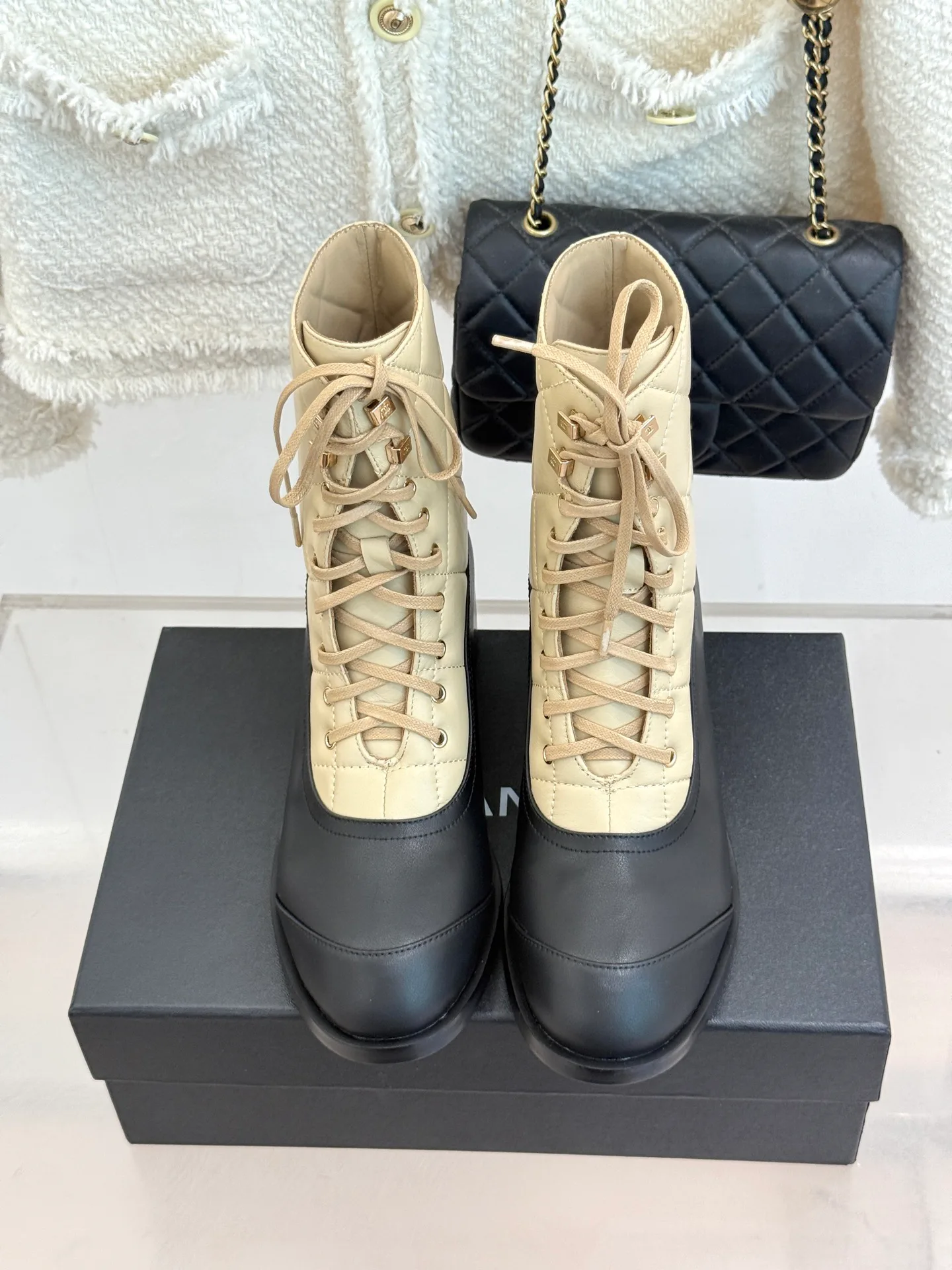 Women's Ankle Boots CHANEL 17831306