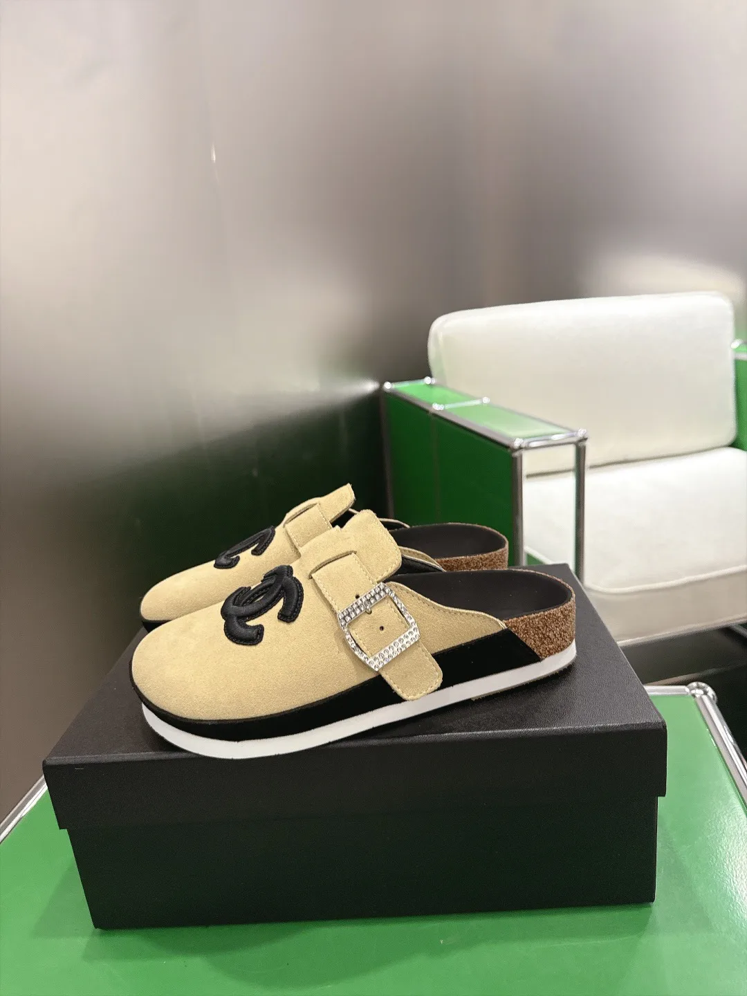 Women's Mules And Clogs CHANEL 18011683