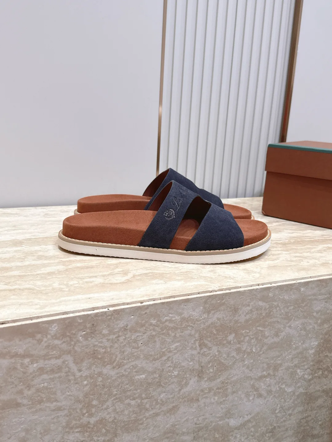Men's Flip-Flops BRUNELLO CUCINELLI 17366579