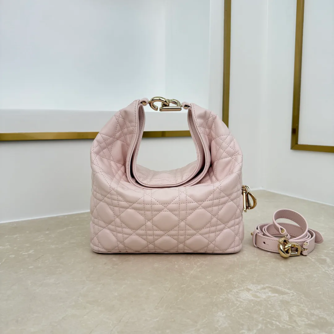 Women's Classic Handbags CHRISTIAN DIOR 18116294