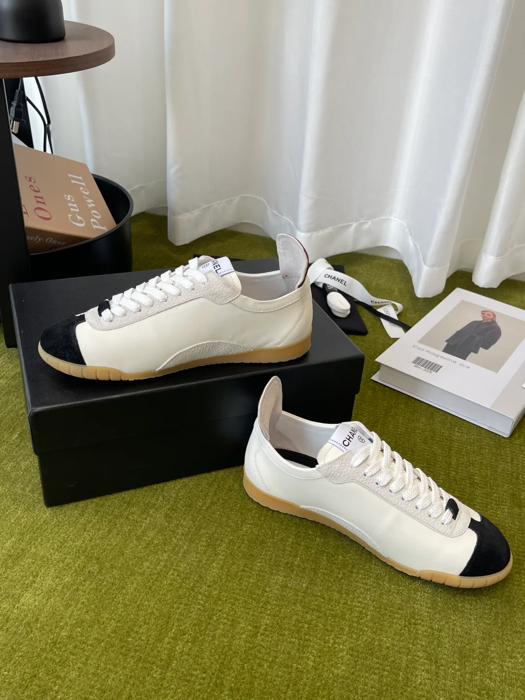 Women's Sneakers CHANEL 19578509