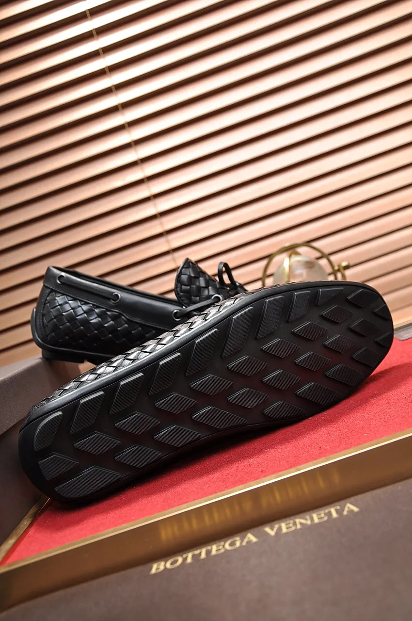 Men's Loafers And Dress Shoes BOTTEGA VENETA 18262193