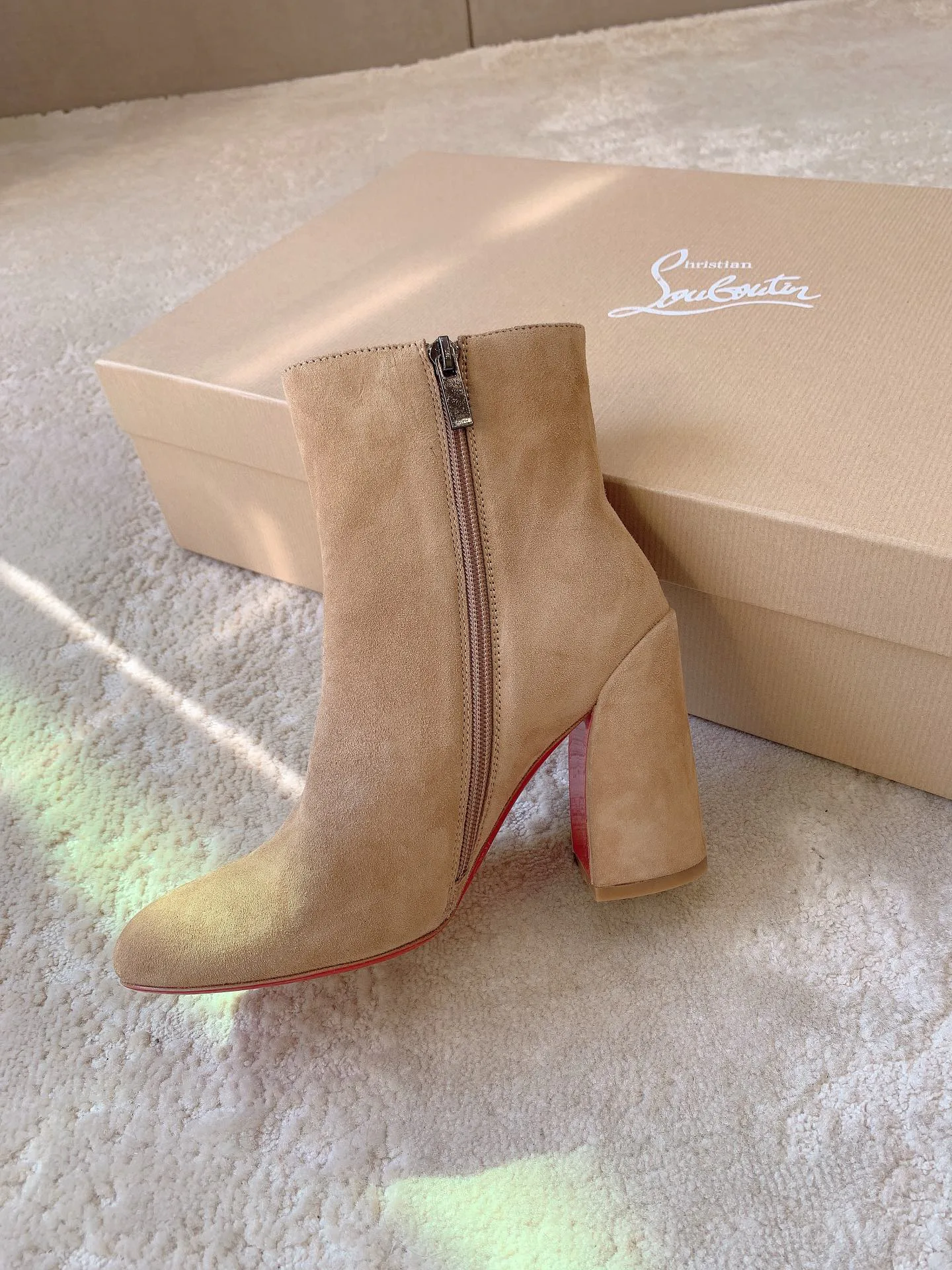 Women's Booties CHRISTIAN LOUBOUTIN 17962853