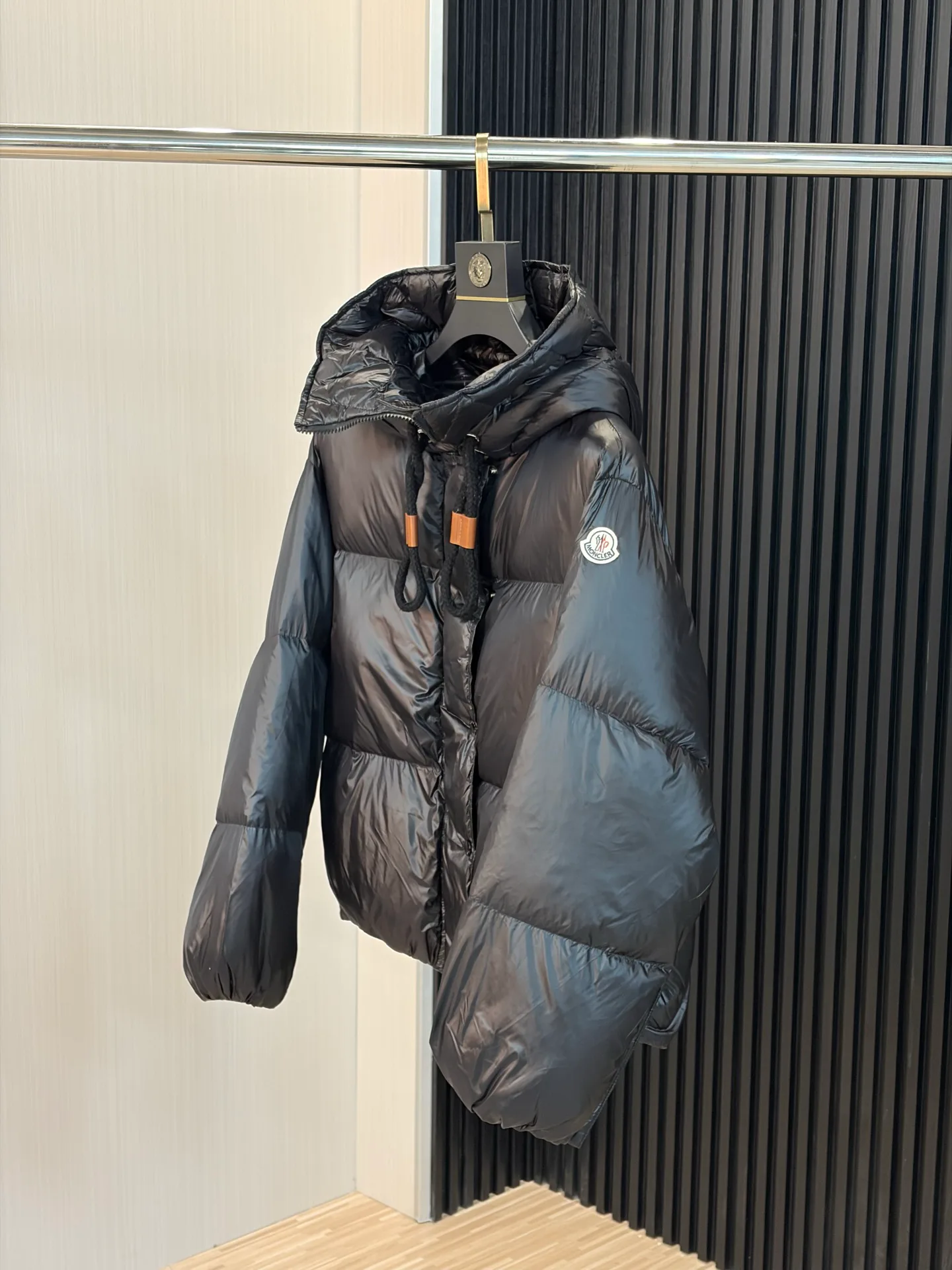 Men's Jackets And Down Jackets MONCLER 18434686