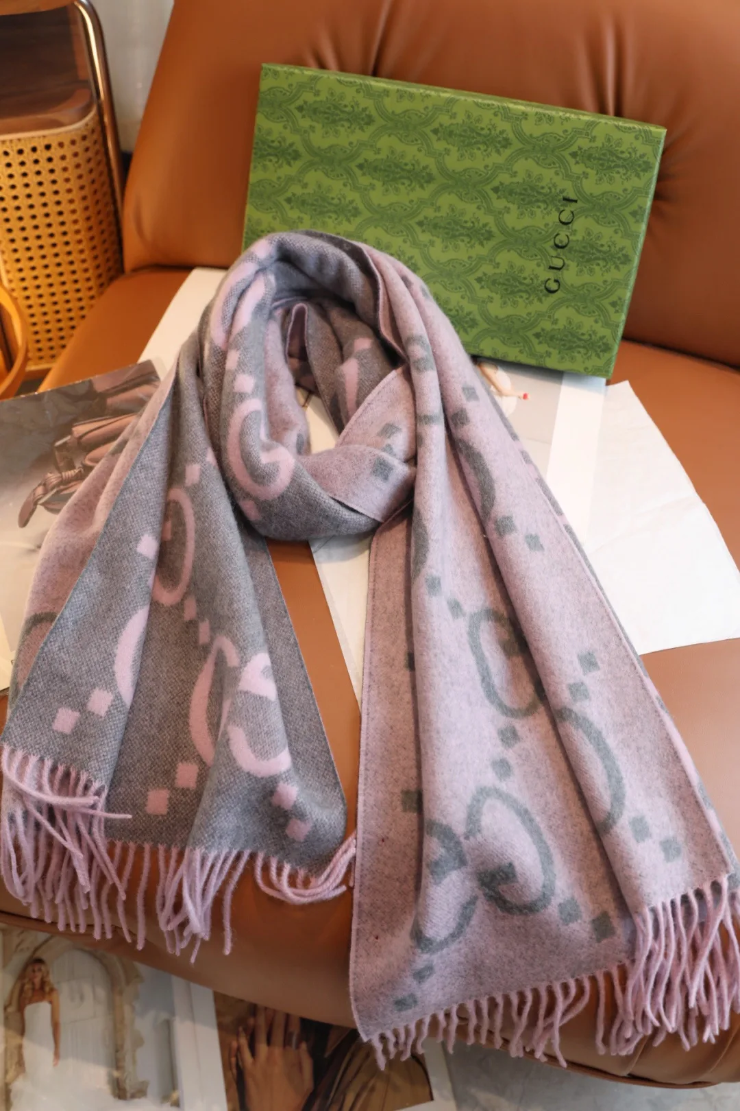 Scarves GUCCI 18265970