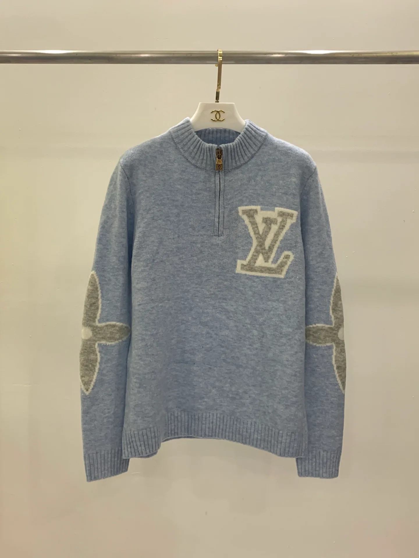 Women's Jumpers And Sweaters LOUIS VUITTON 18028849
