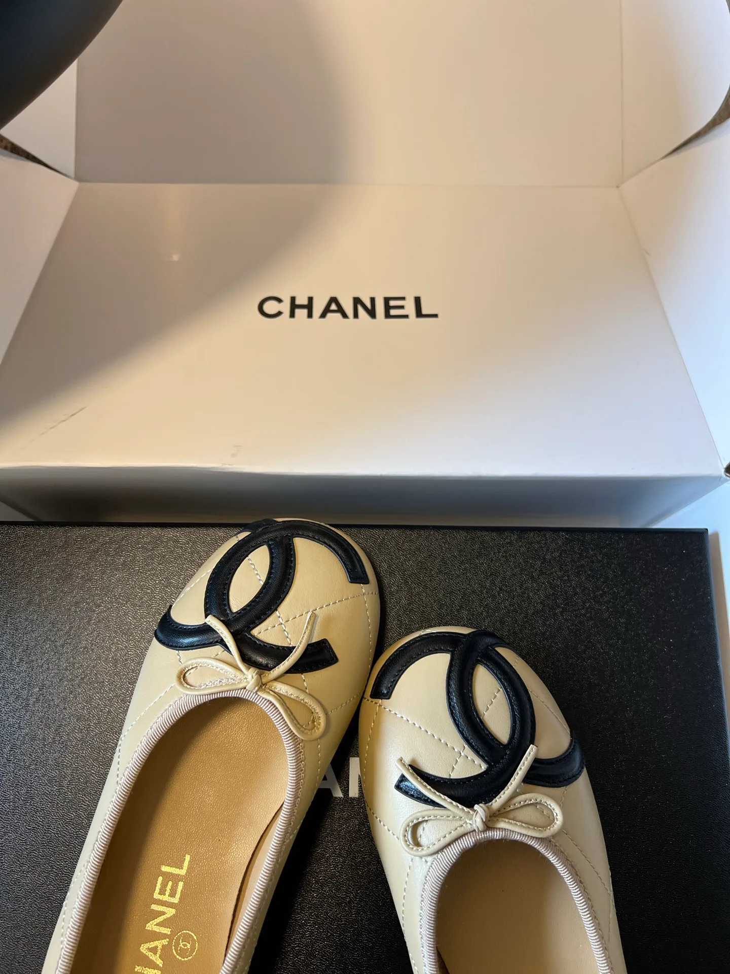 Women's Ballet Flats CHANEL 17464158