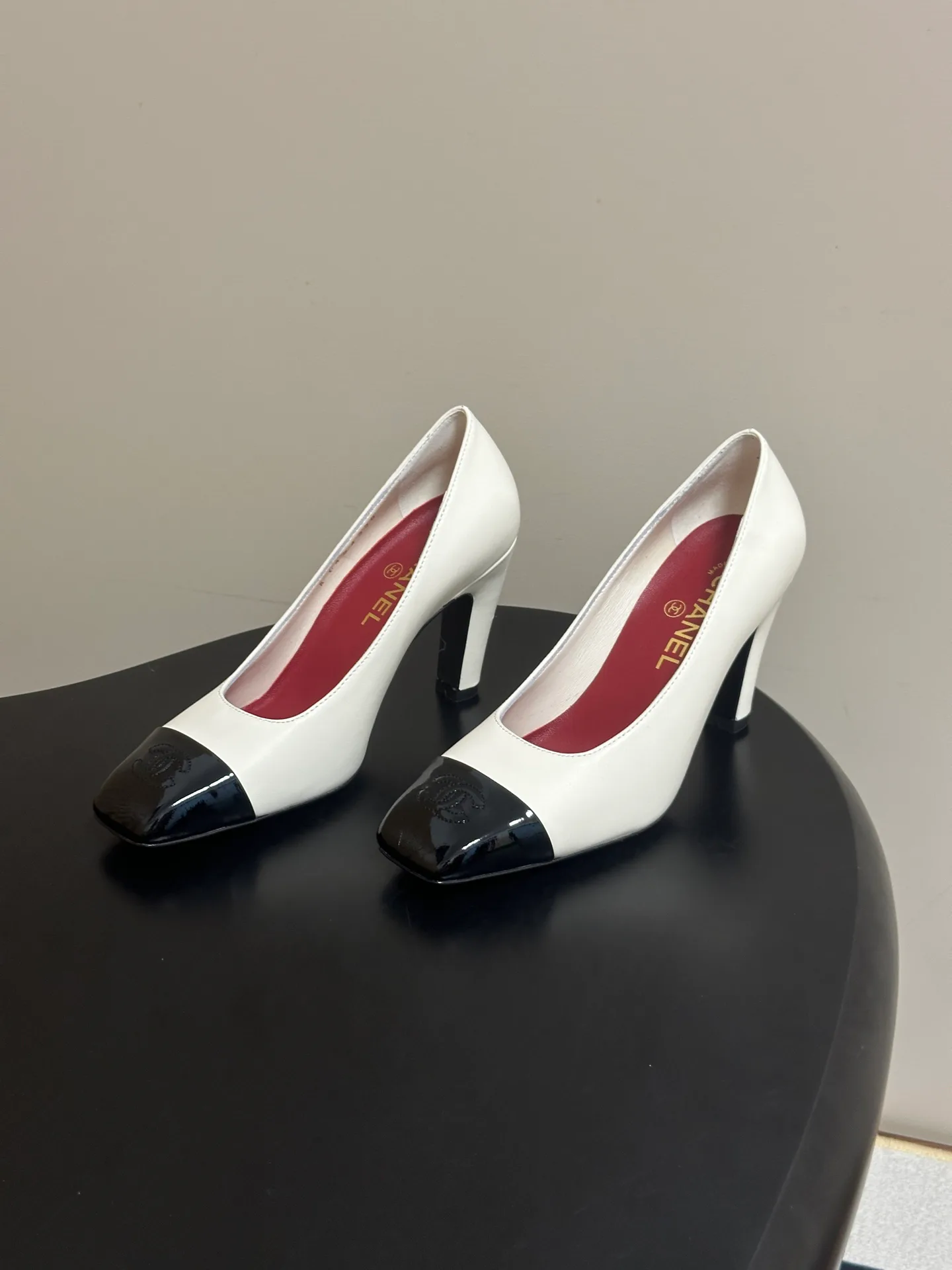 Women's Heels CHANEL 18049719