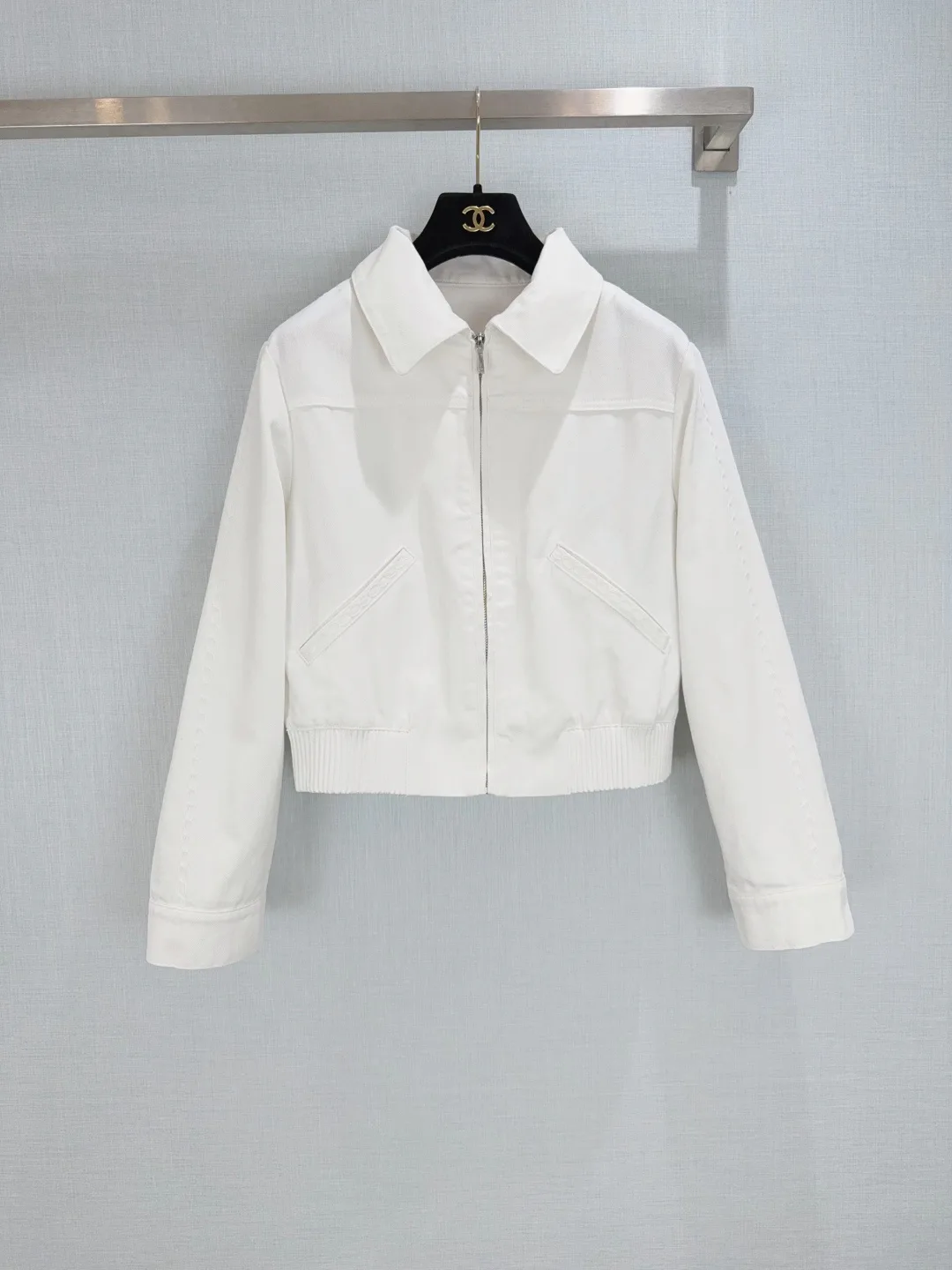 Women's Jackets And Down Jackets CHANEL 16887013