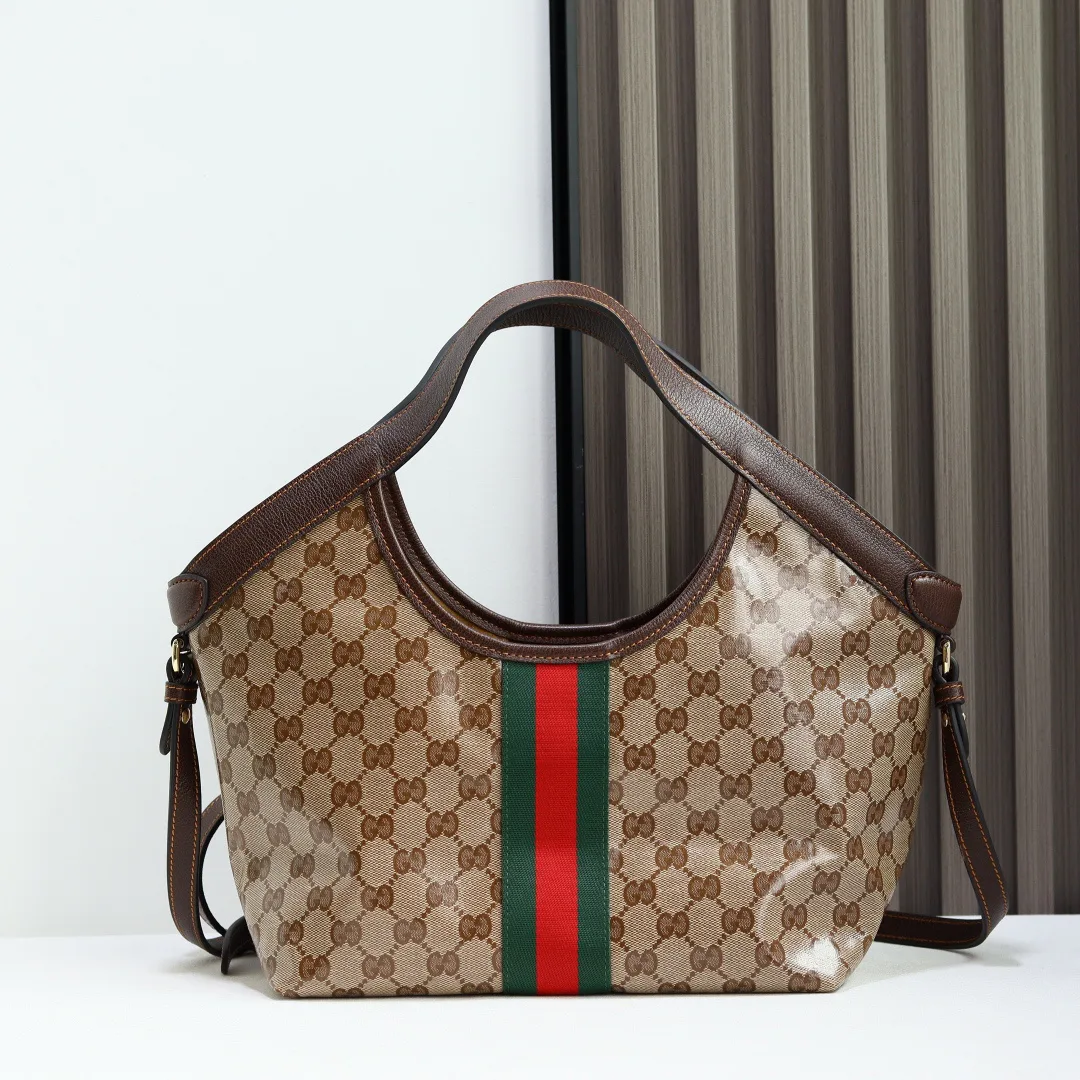 Women's Classic Handbags GUCCI 18262387