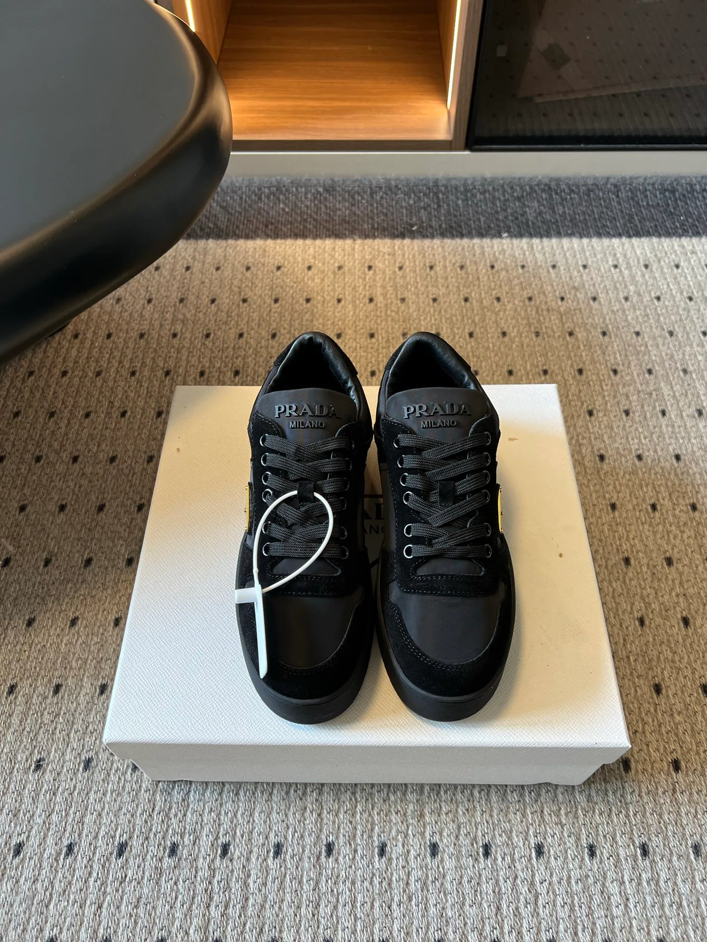Women's Sneakers PRADA 18509468