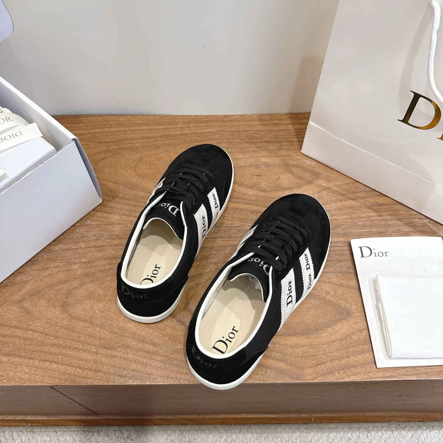 Women's Sneakers CHRISTIAN DIOR 17467319