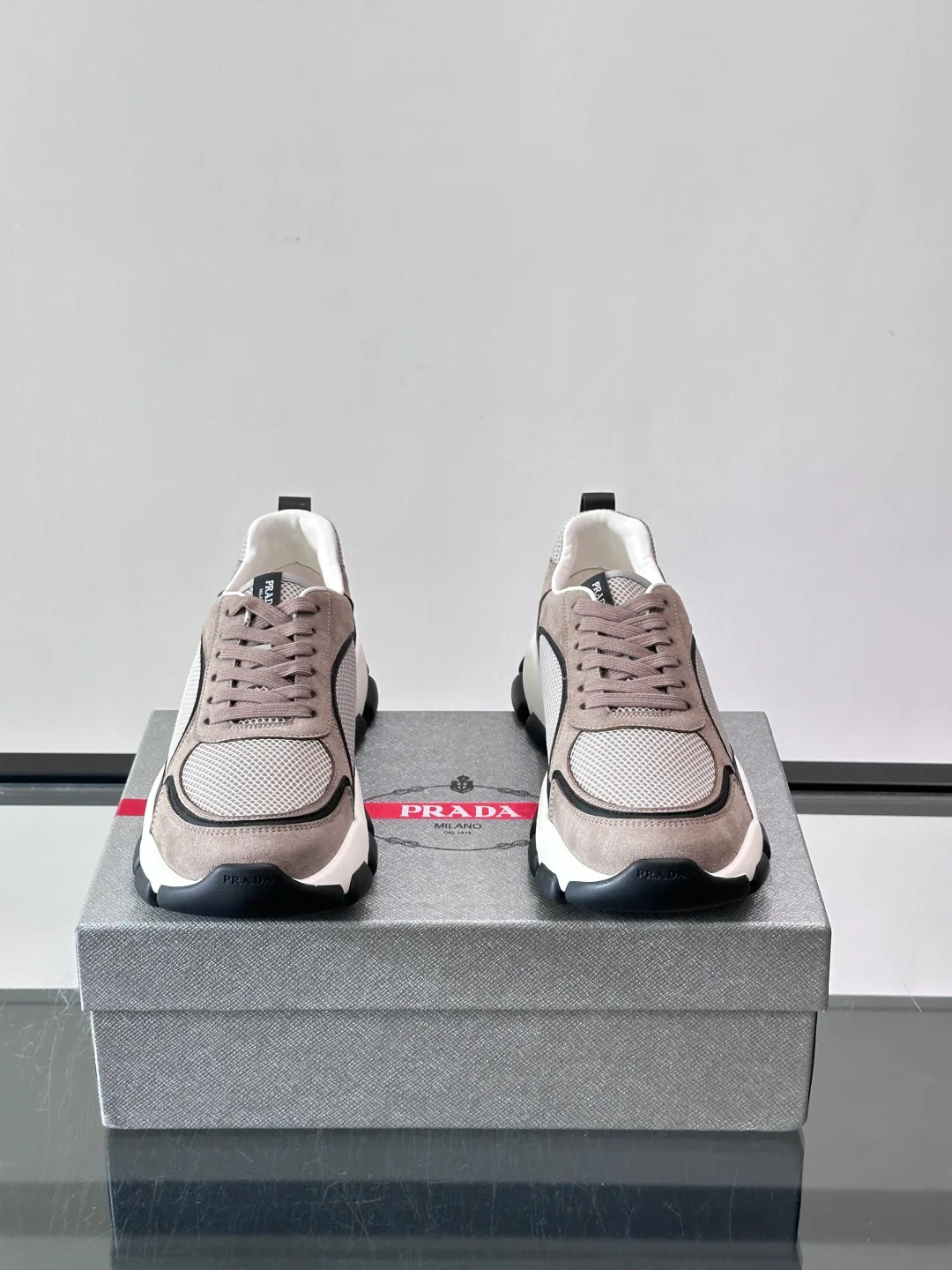 Men's Sneakers PRADA 18102767
