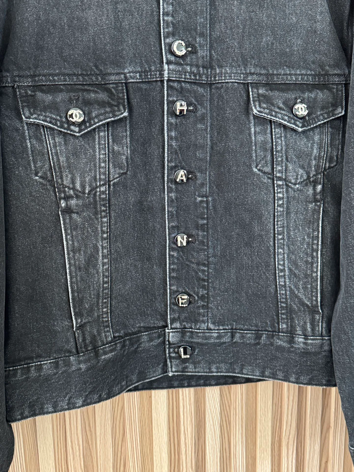 Women's Jackets And Down Jackets CHANEL 18174607