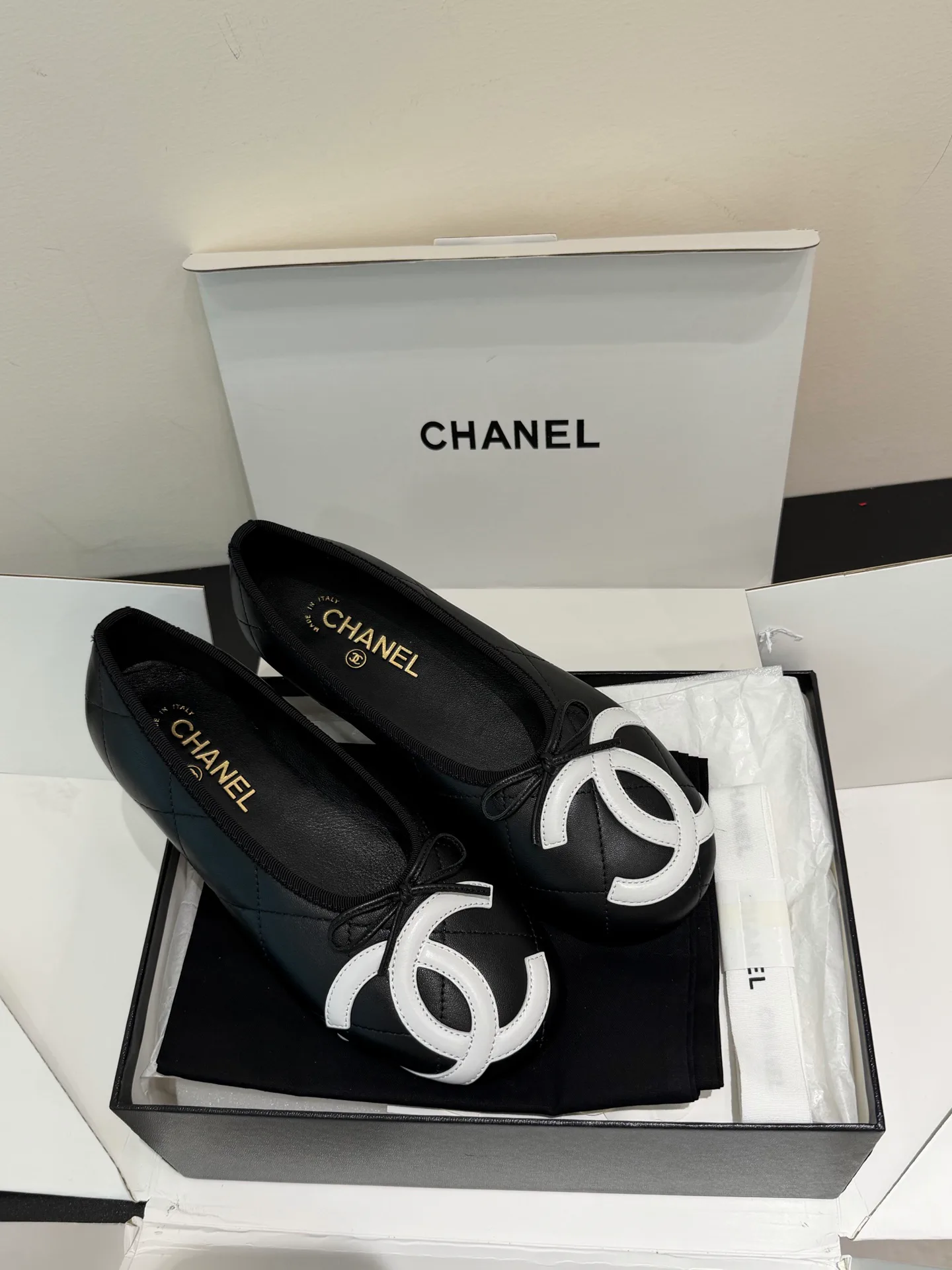 Women's Ballet Flats CHANEL 18363596