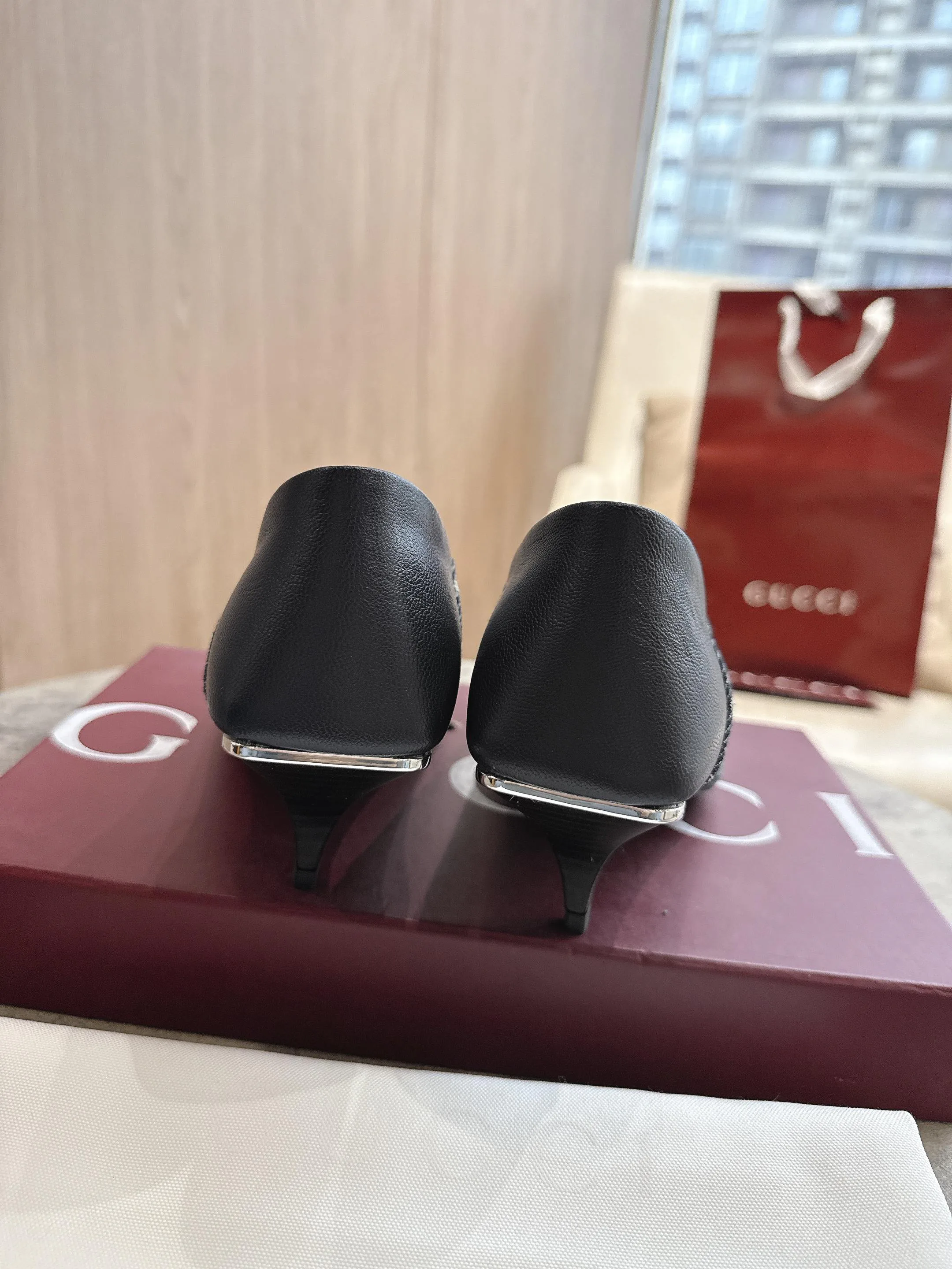 Women's Heels GUCCI 17467404