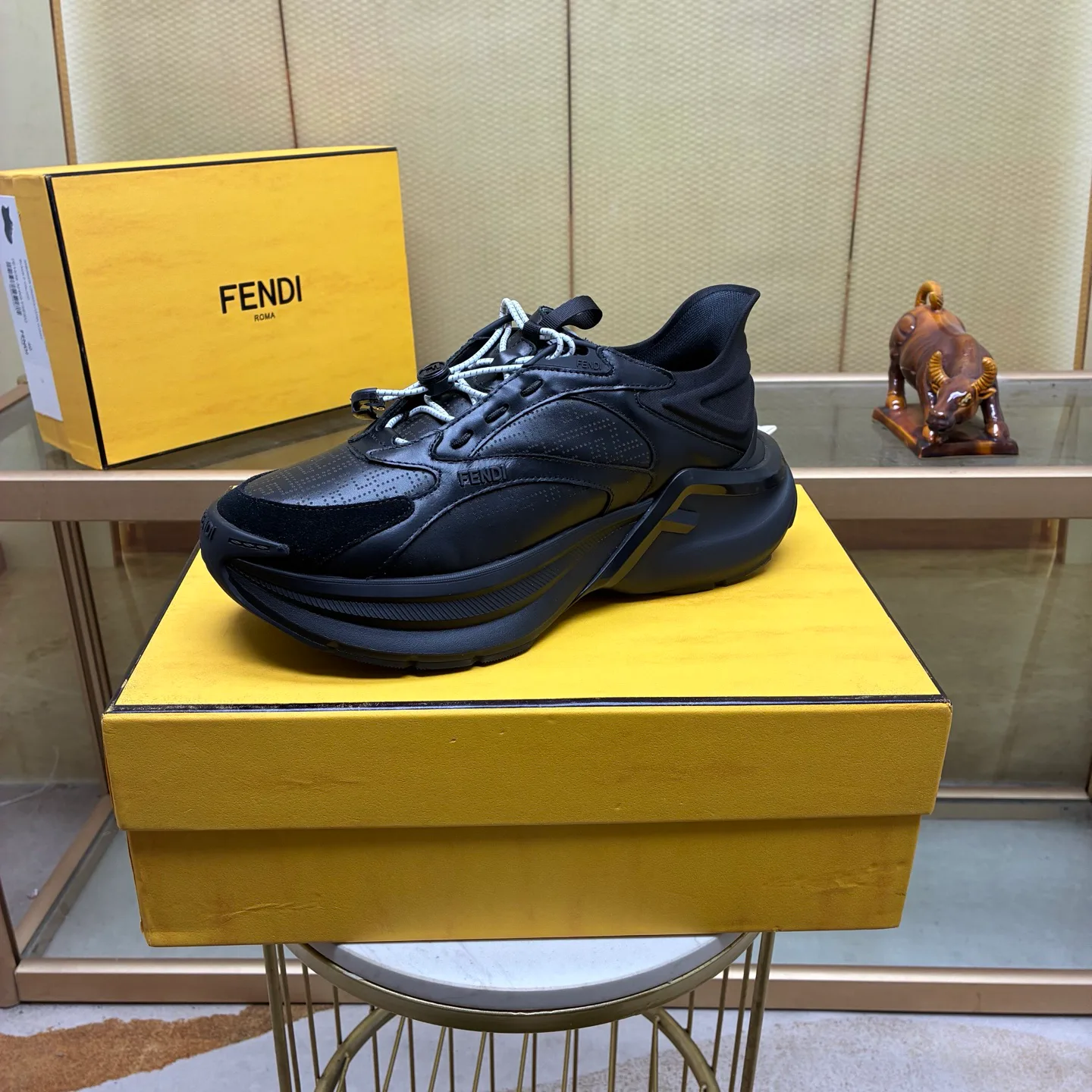 Men's Sneakers FENDI 18516340