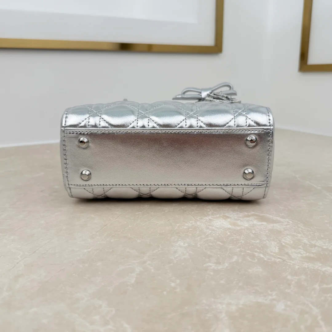 Women's Classic Handbags CHRISTIAN DIOR 18116223