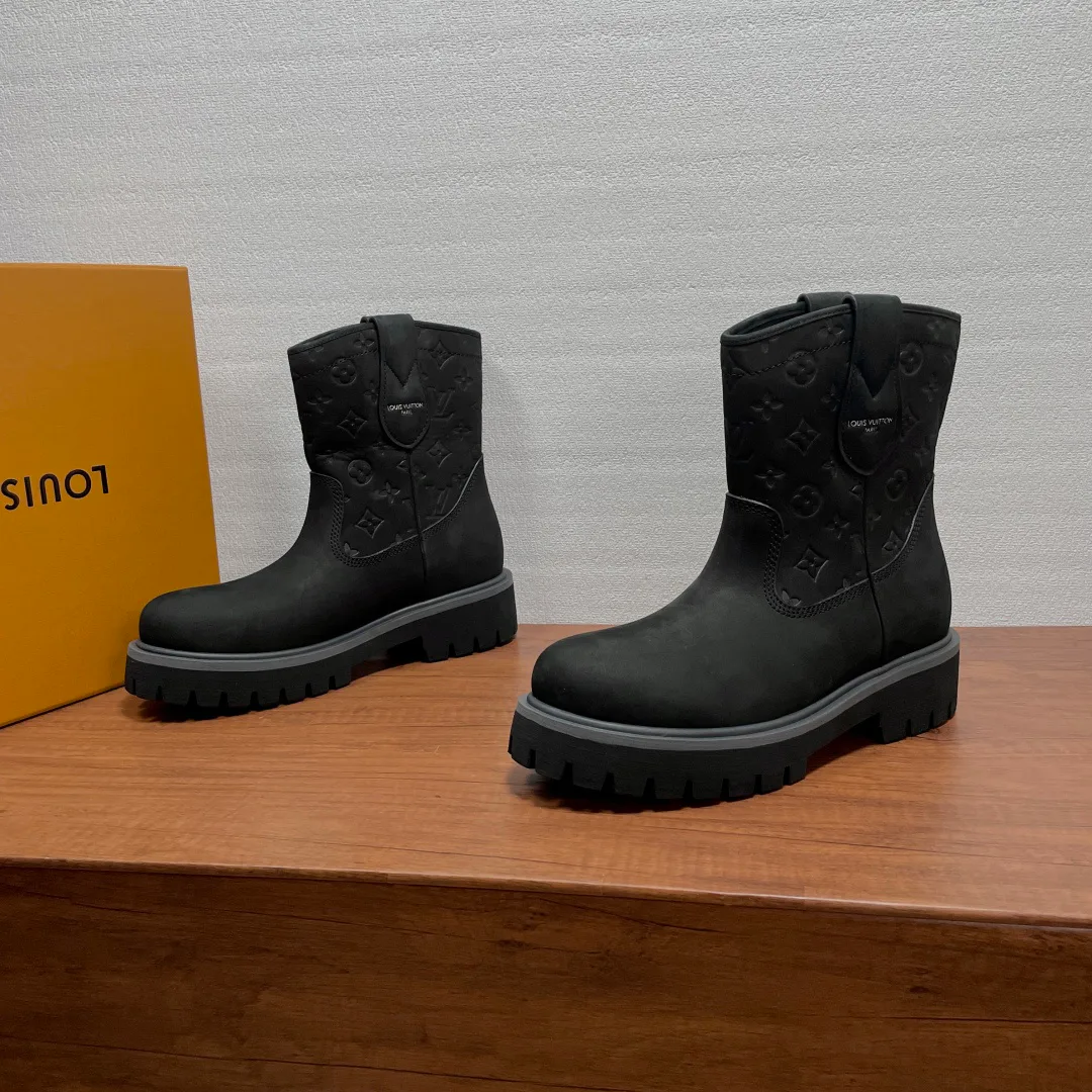 Men's Ankle Boots LOUIS VUITTON 17934634
