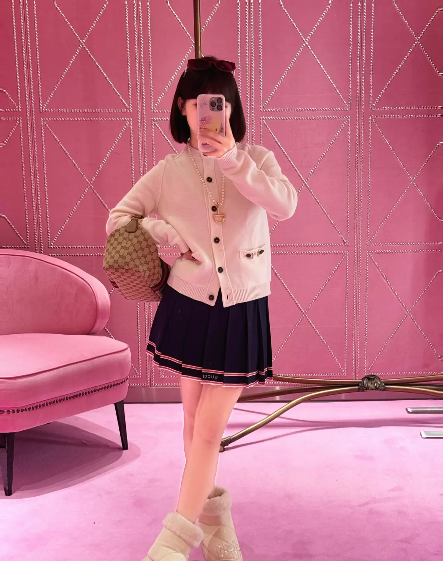 Women's Jumpers And Sweaters GUCCI 18106597