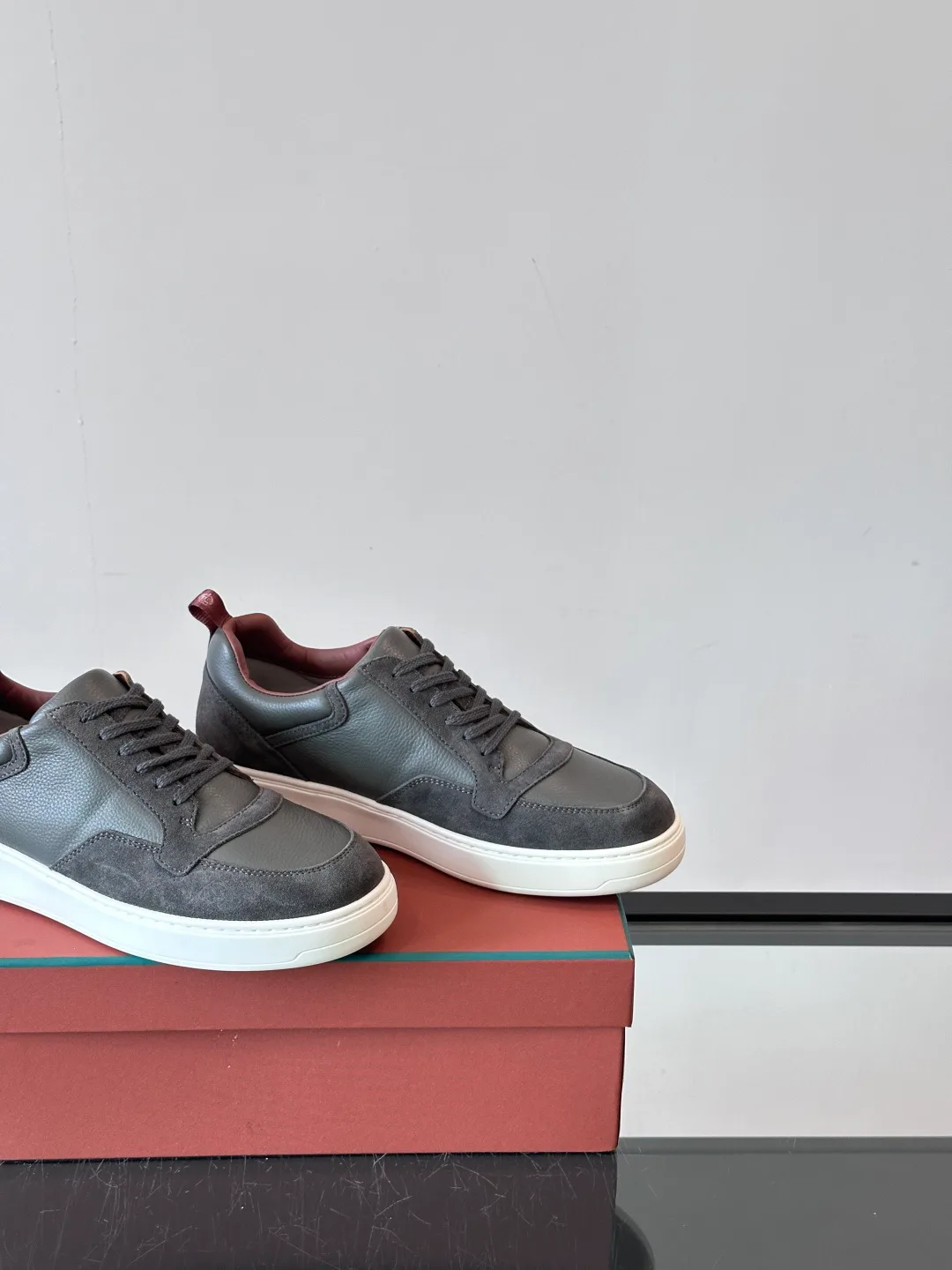 Men's Sneakers LORO PIANA 17730635